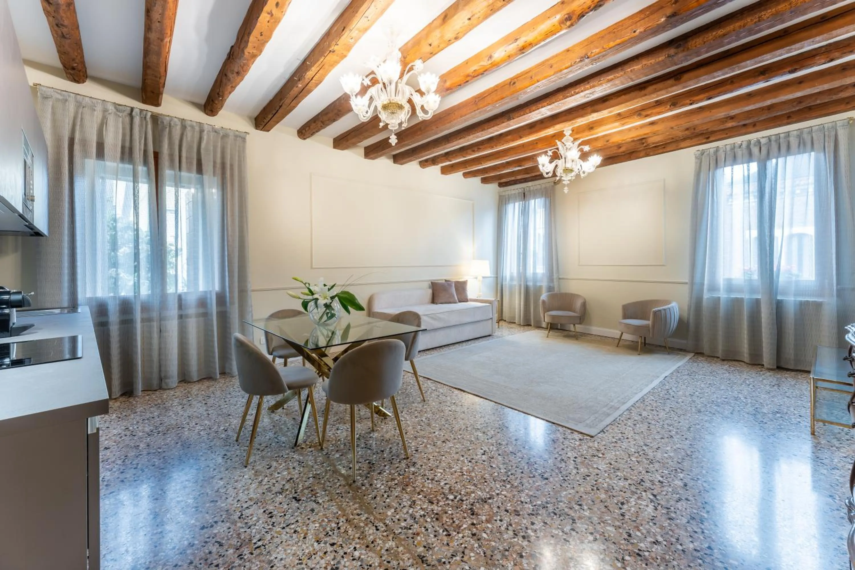 Living room in San Vio Palace Luxury Apartments