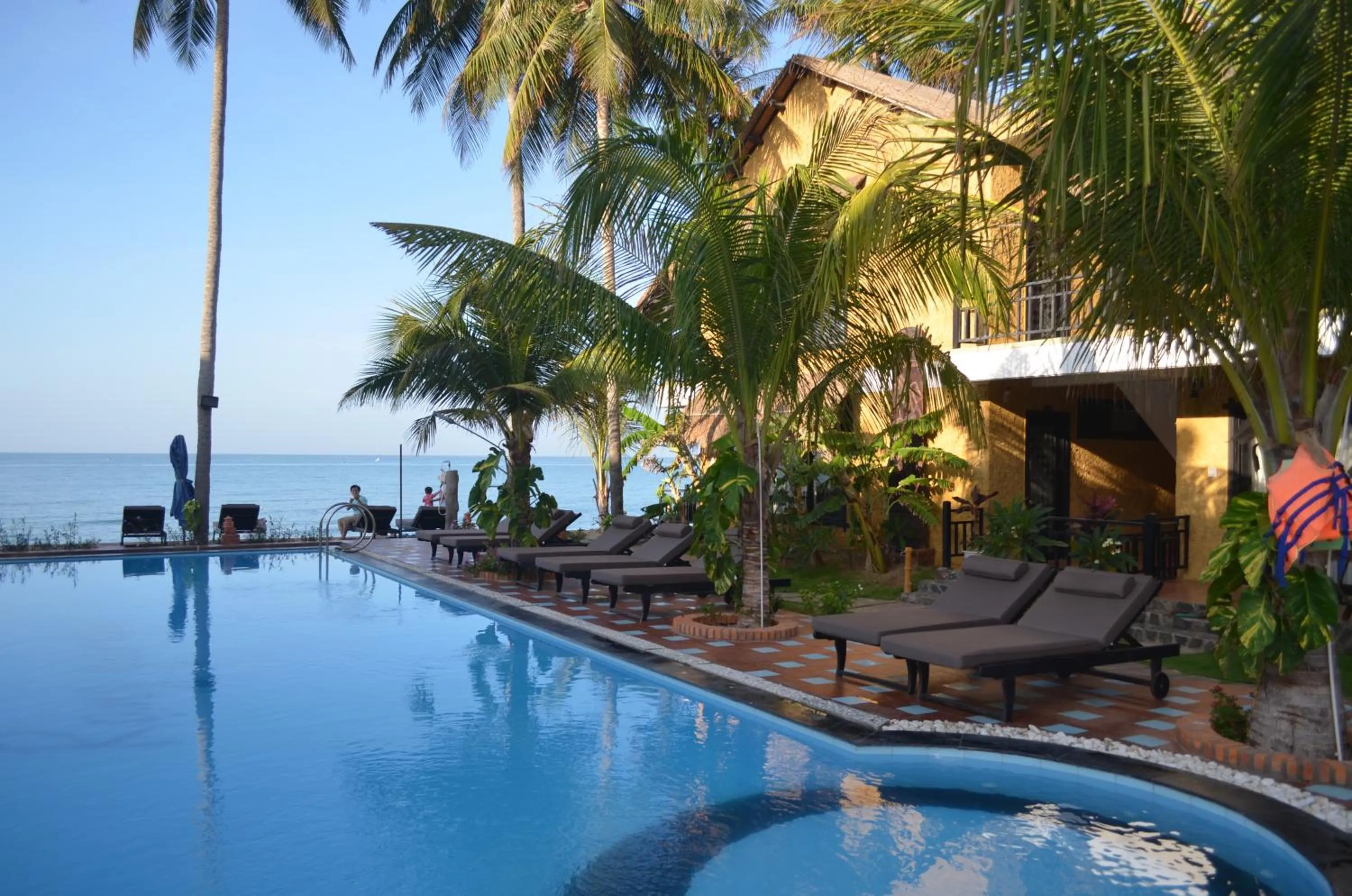 Day in Rang Garden Beach Side