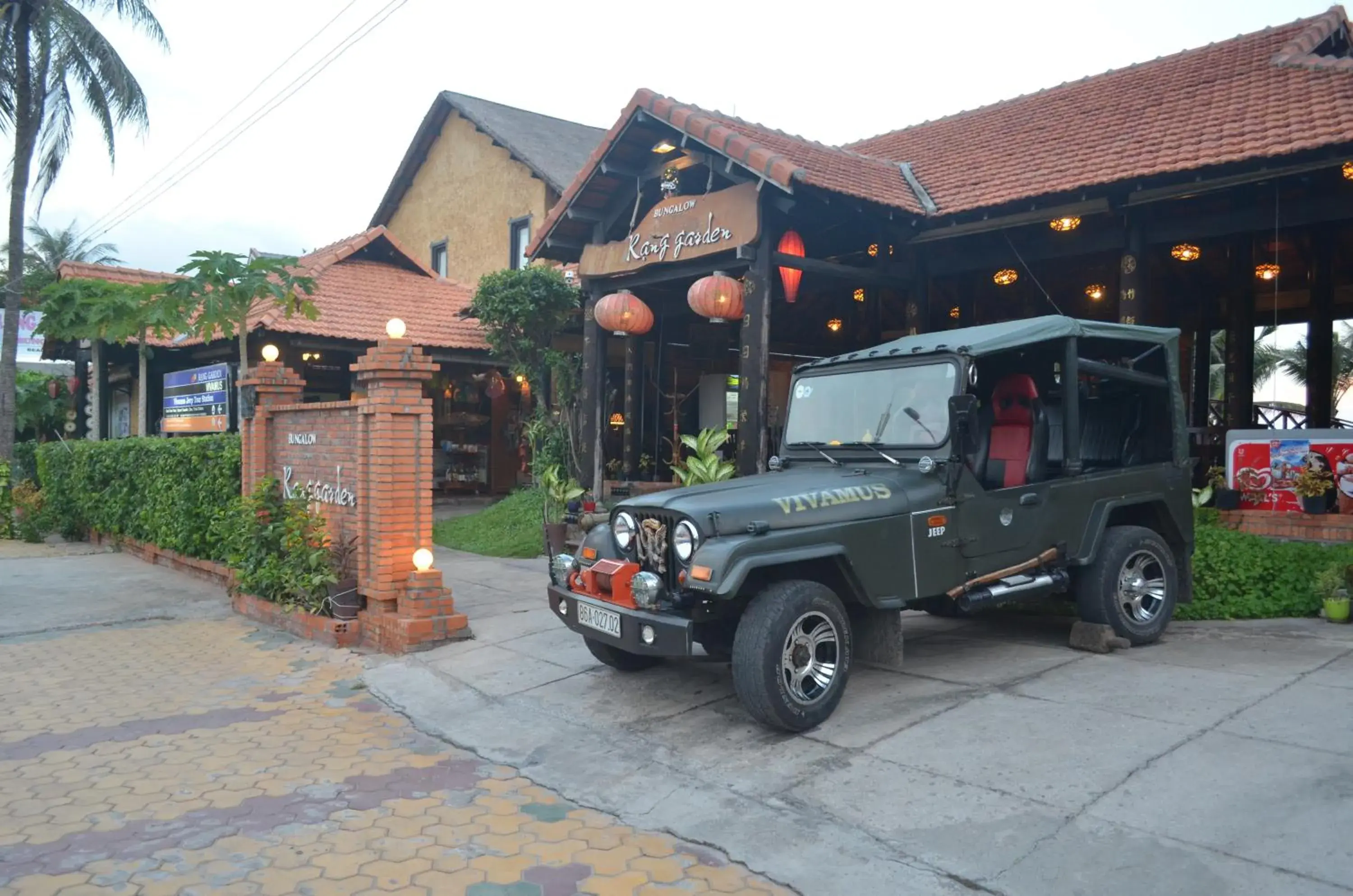 Facade/entrance in Rang Garden Beach Side Facade/entrance in Rang Garden Beach Side