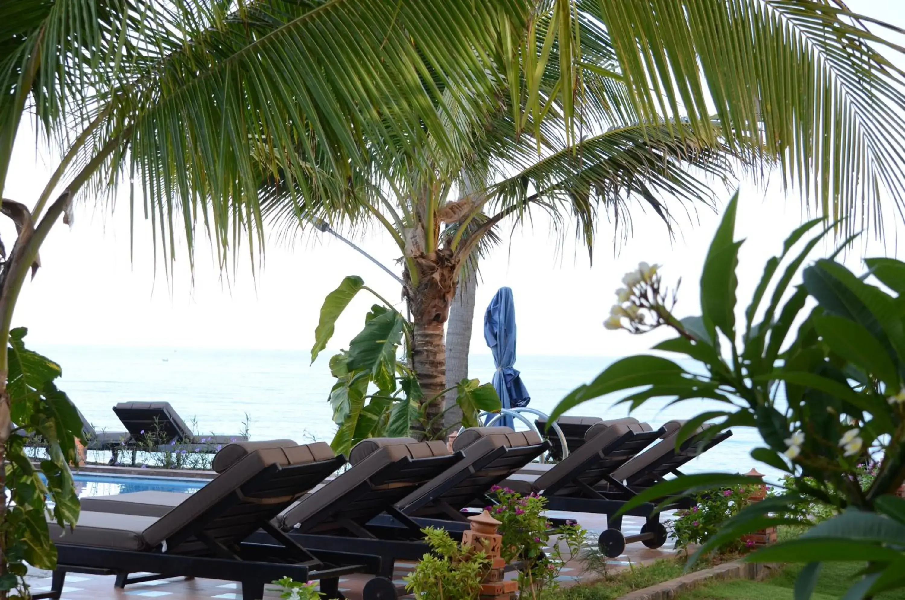 Superior Twin Room in Rang Garden Beach Side Superior Twin Room in Rang Garden Beach Side