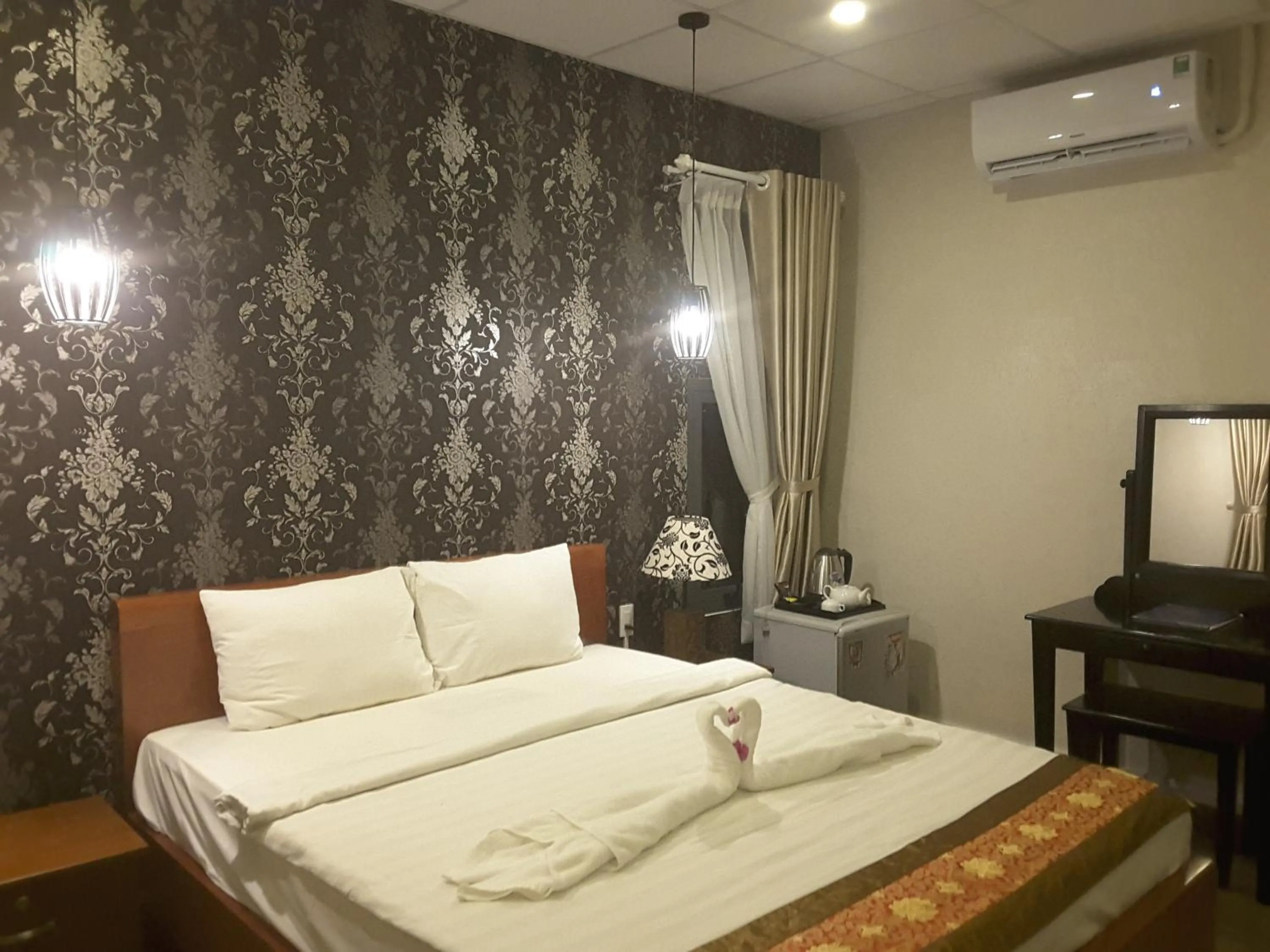 Photo of the whole room, Bed in Rang Garden Beach Side