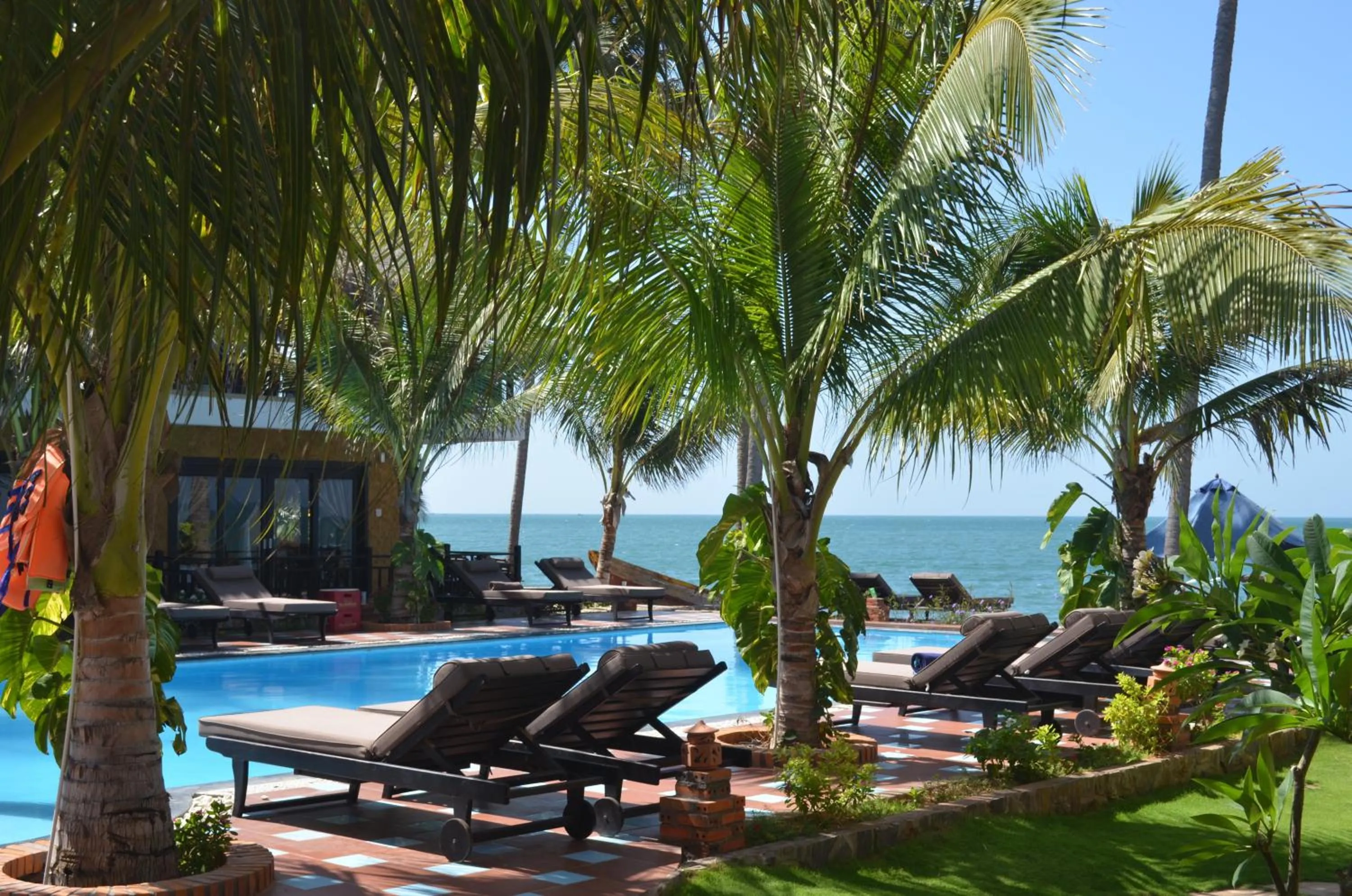 Day in Rang Garden Beach Side