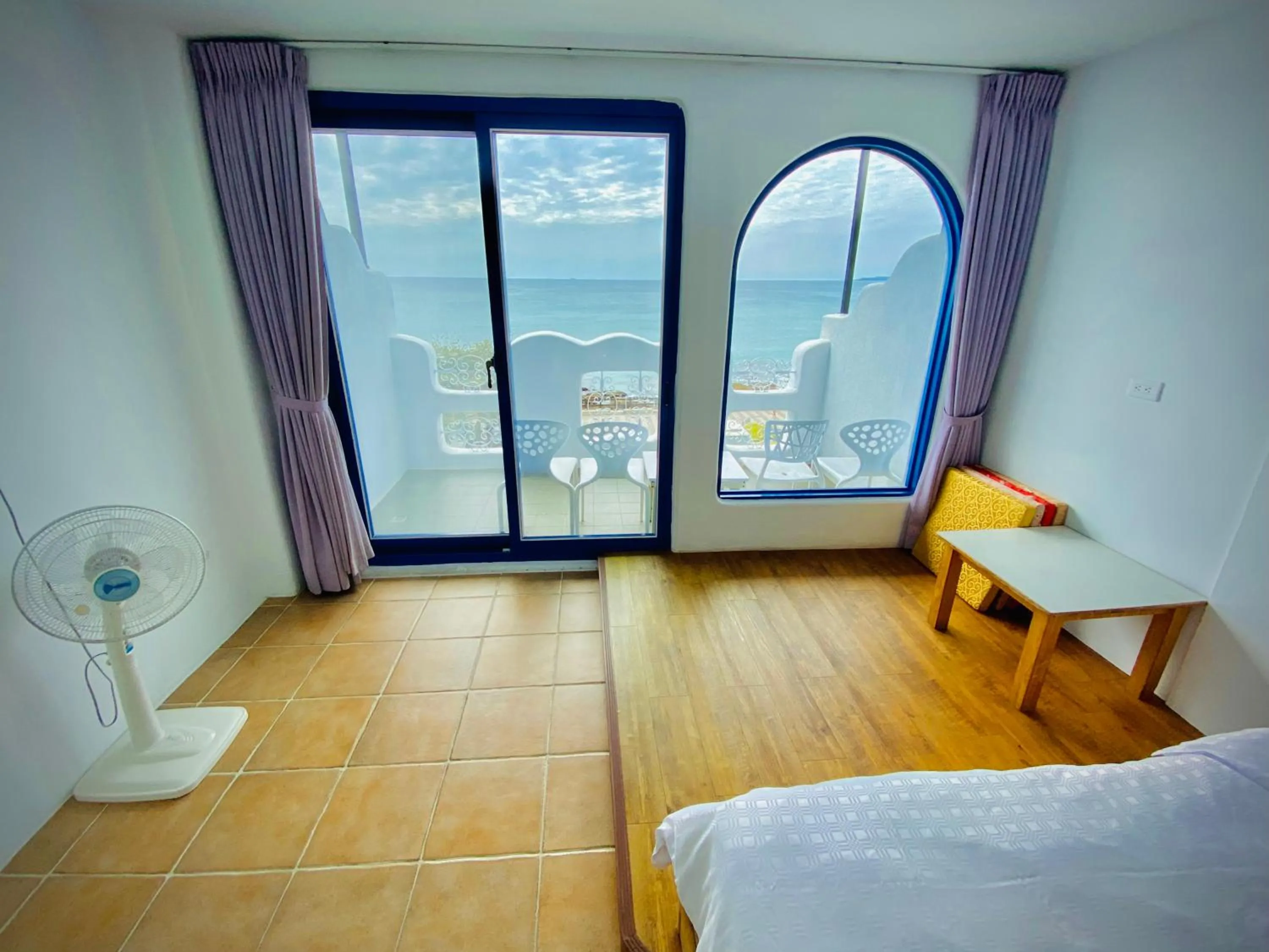 Sea view, Bed in Seyan Inn