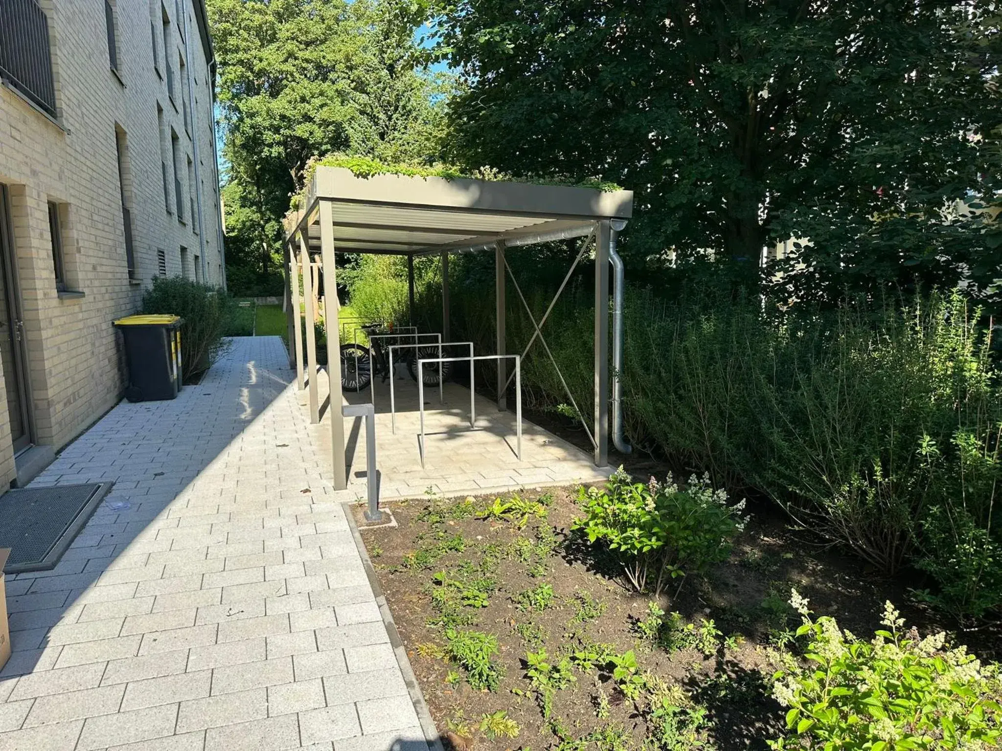 Property building in Ferienwohnung im Hamburger Straße-2 Property building in Ferienwohnung im Hamburger Straße-2