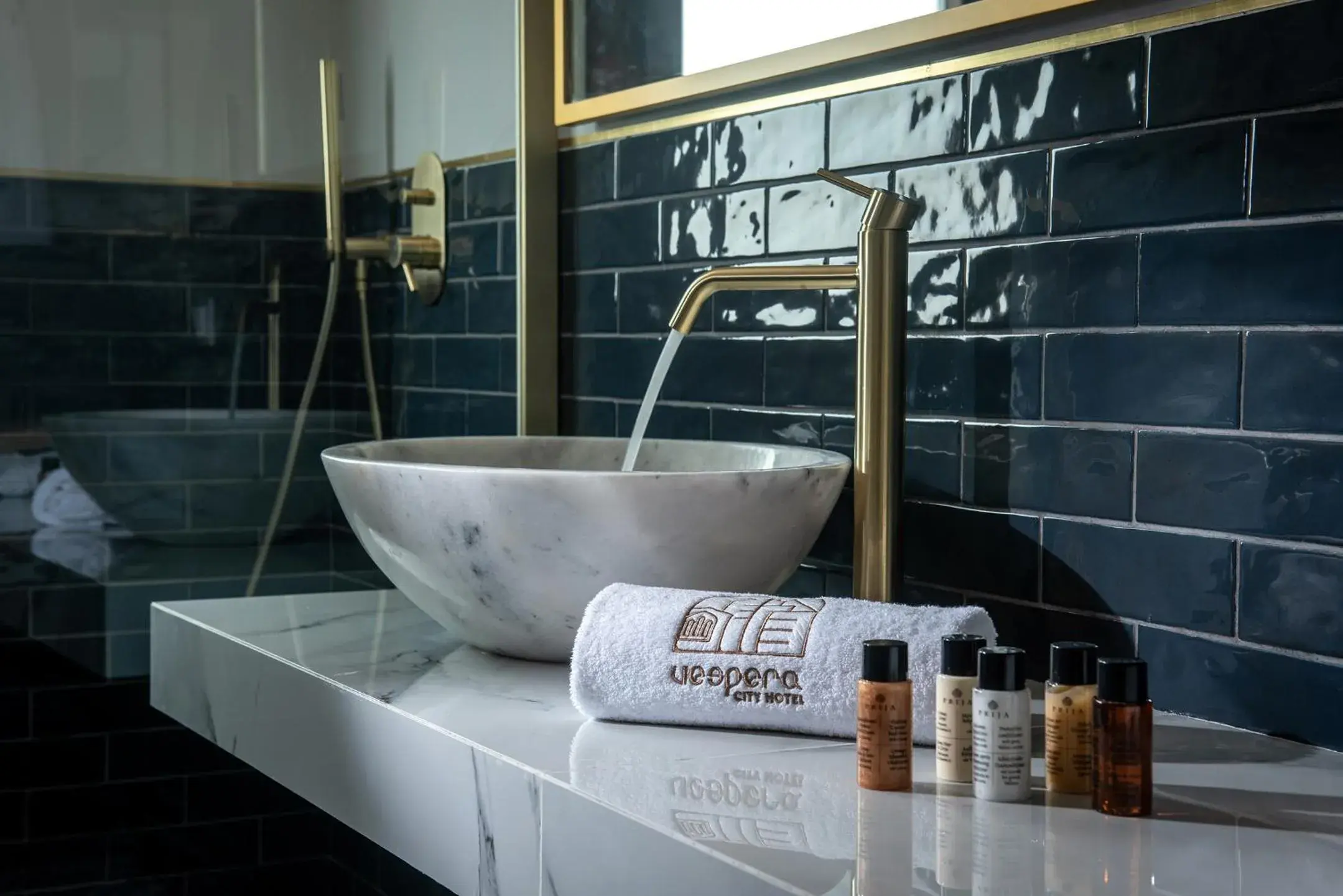 Deluxe Double Room with Balcony and Sea View in Vespera City Hotel Deluxe Double Room with Balcony and Sea View in Vespera City Hotel