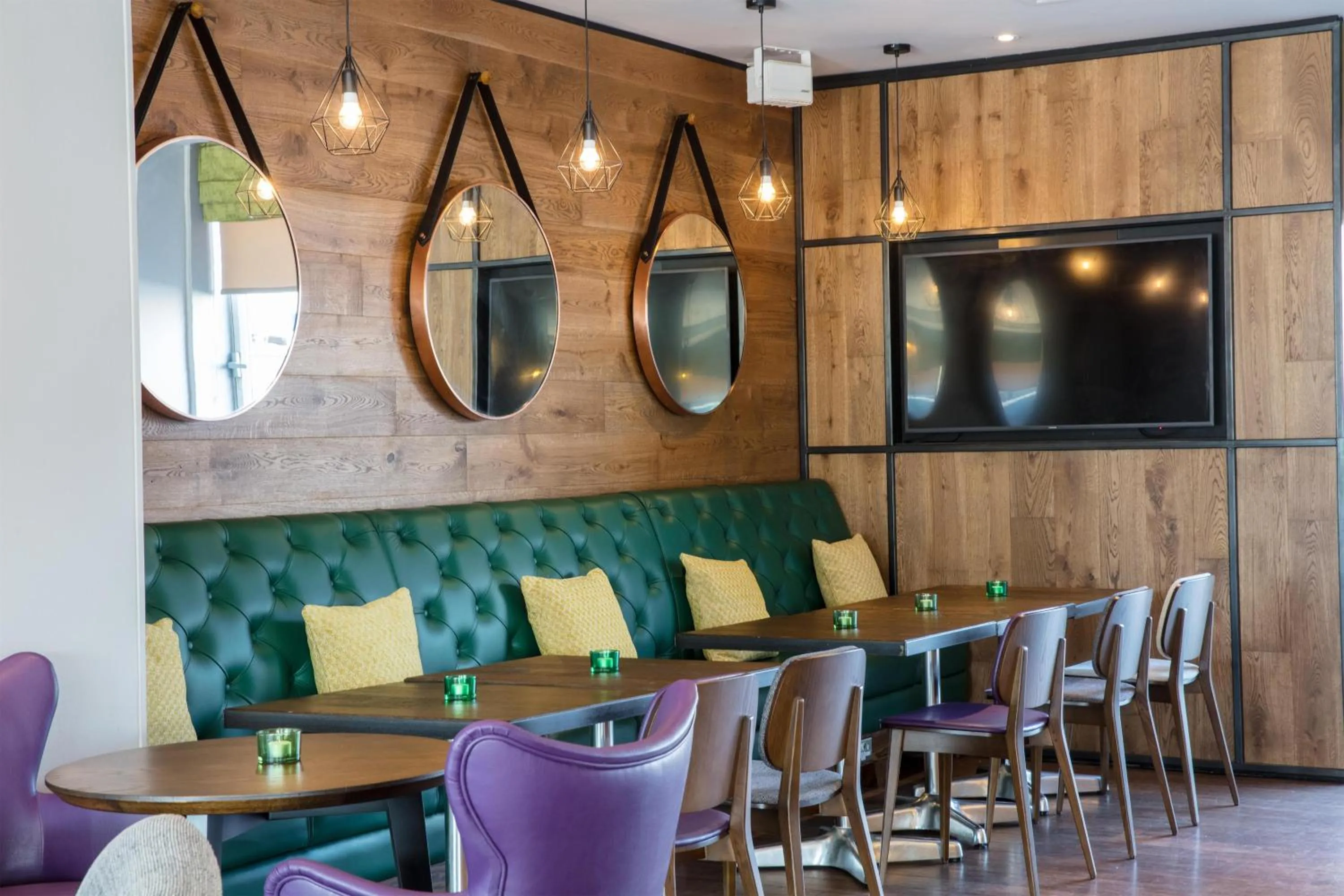 Restaurant/places to eat in Hilton Garden Inn Glasgow City Centre