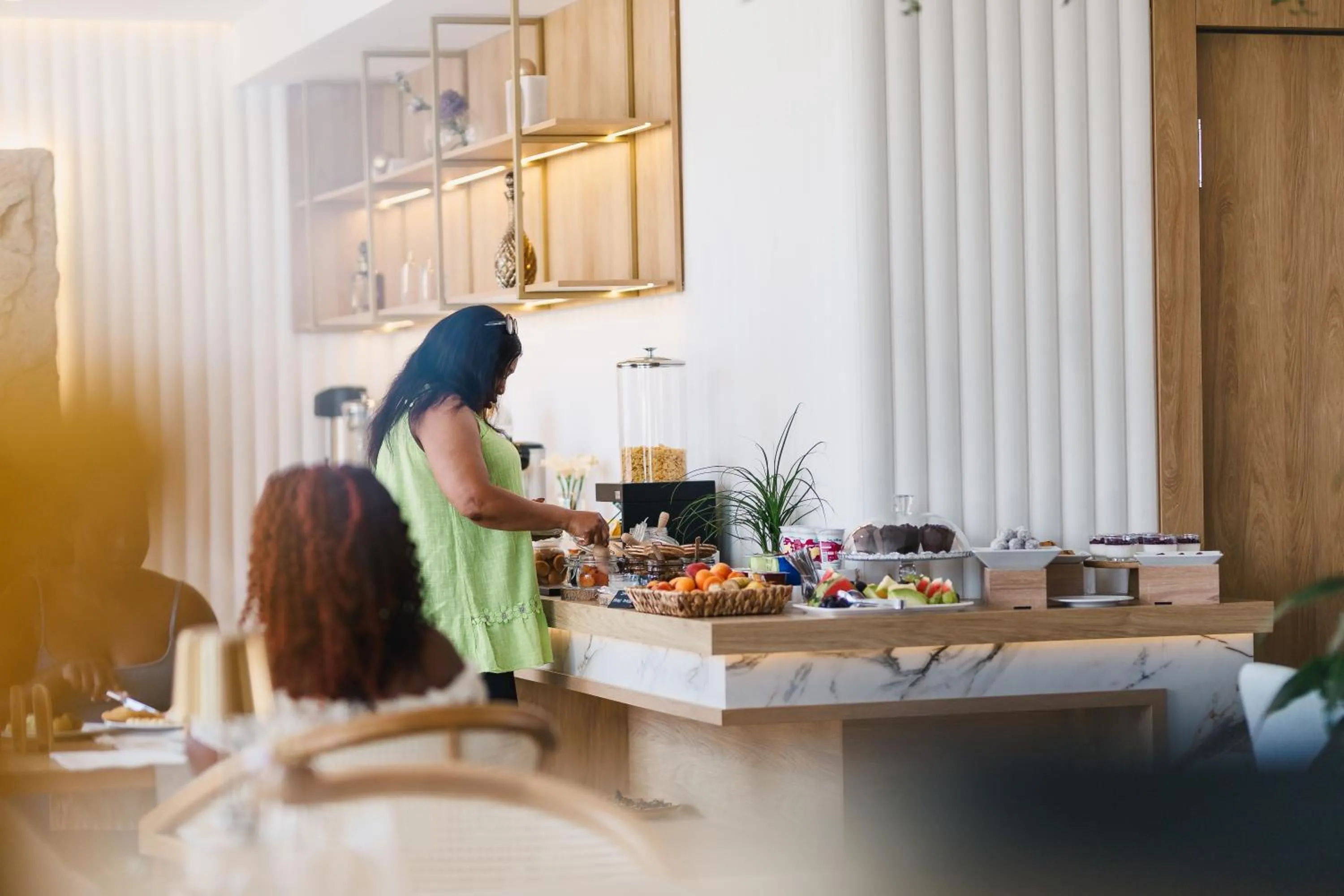 Restaurant/places to eat in Hotel Teuta