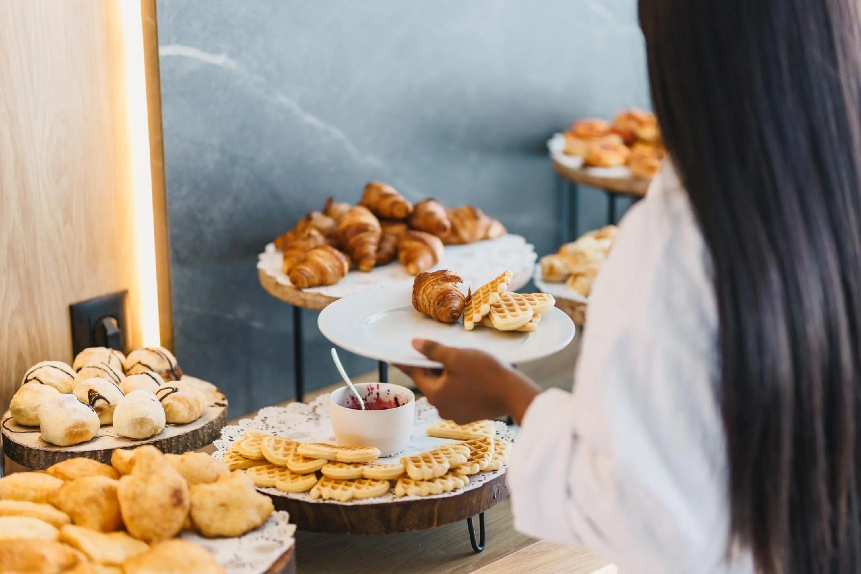 Breakfast in Hotel Teuta