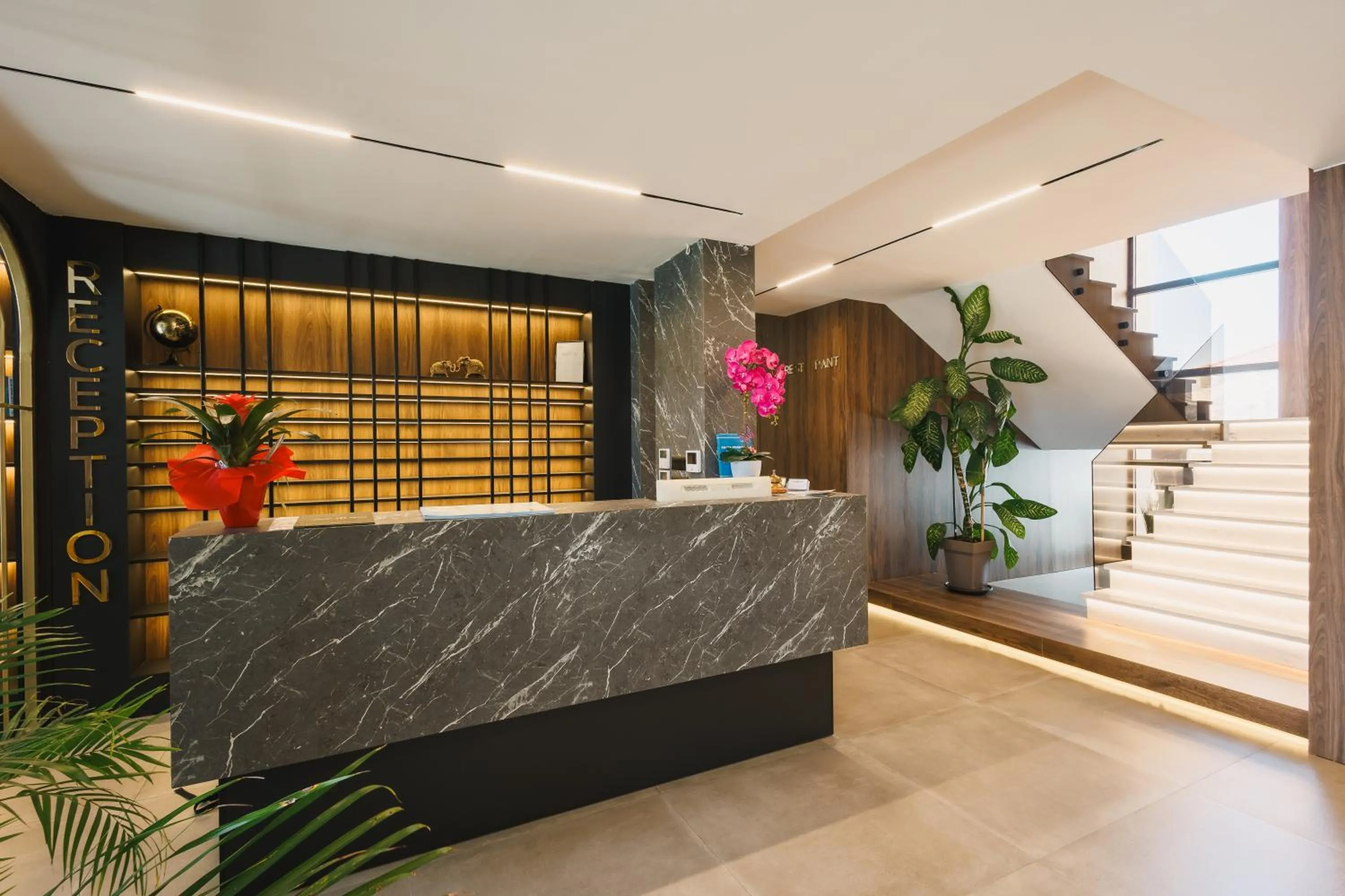 Lobby or reception in Hotel Teuta