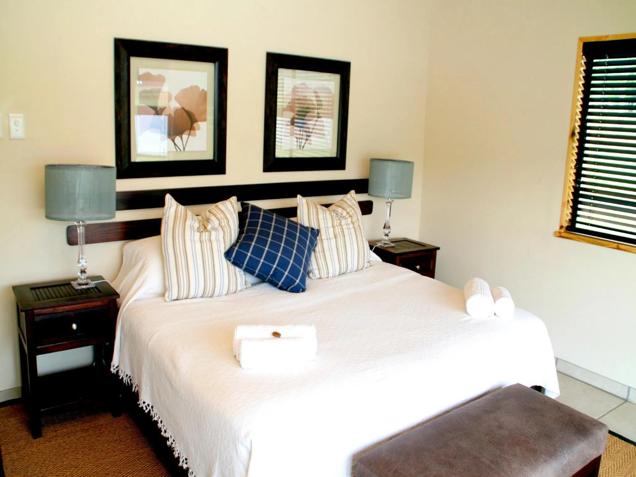 Bed in Sani Valley Nature Lodges