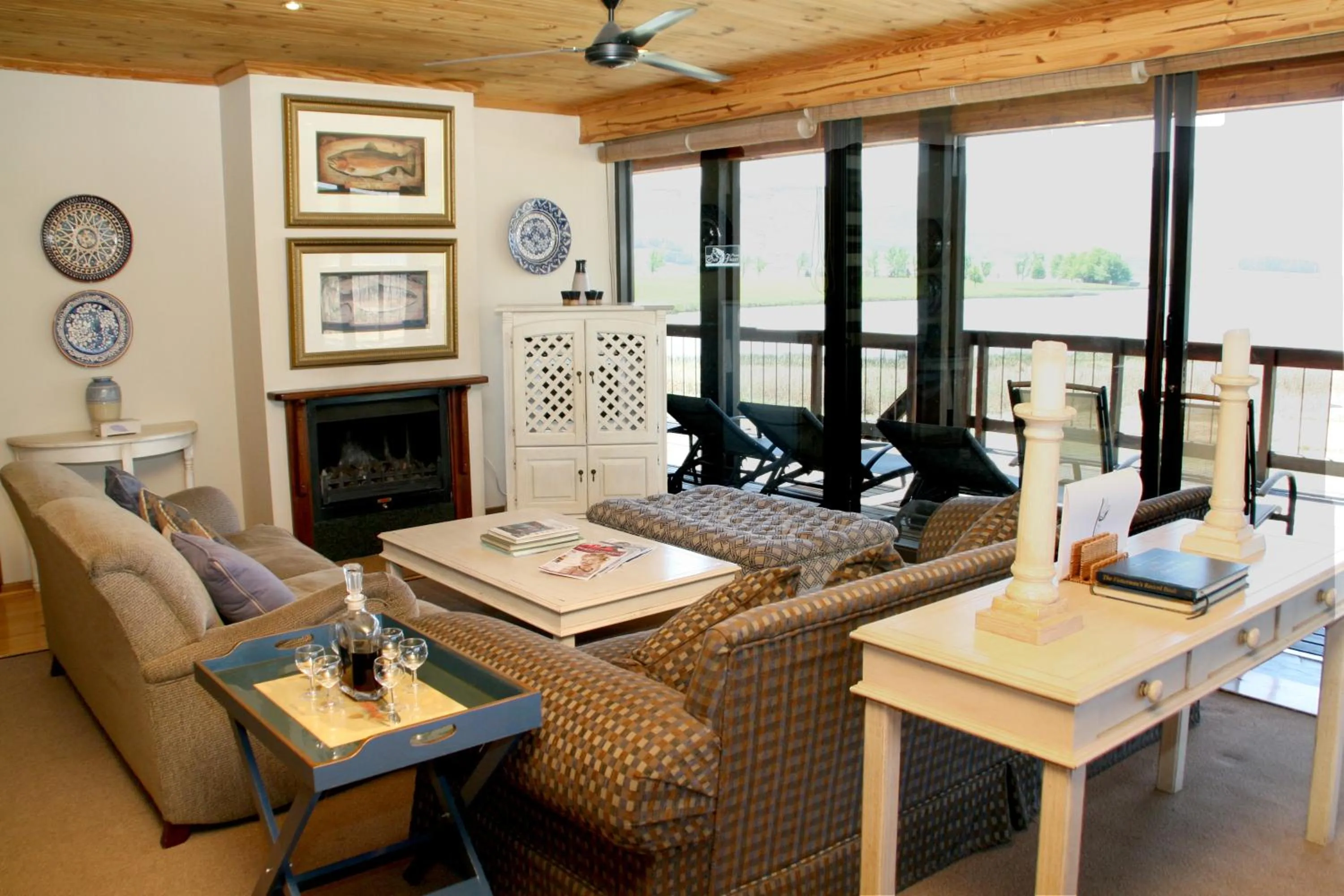 Living room in Sani Valley Nature Lodges