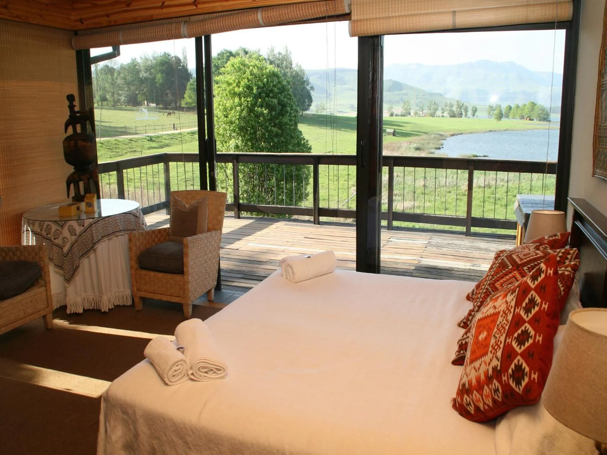 Natural landscape, Bed in Sani Valley Nature Lodges