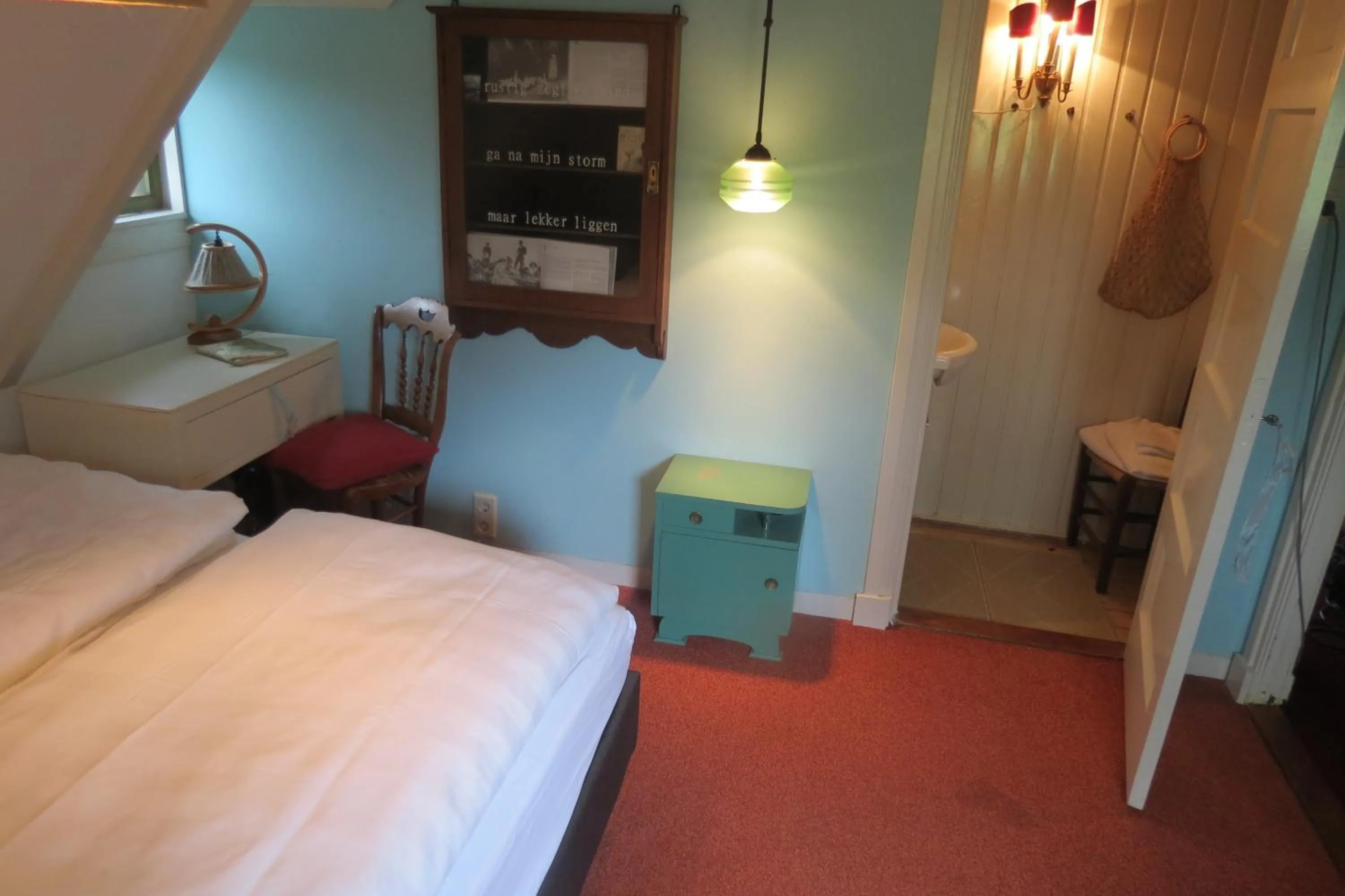 Bed in Villa Zomerdijk