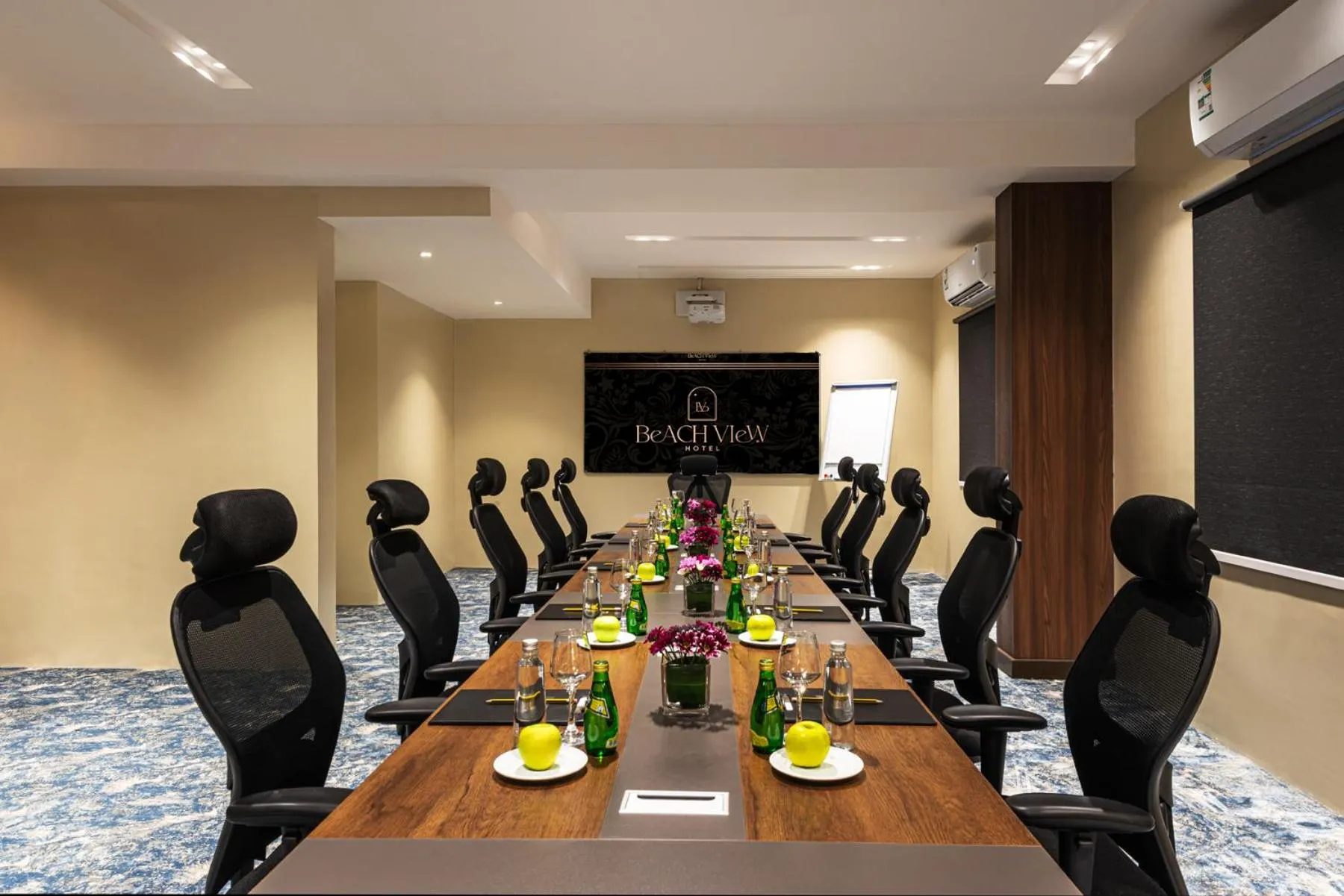 Business facilities in Beach View Hotel