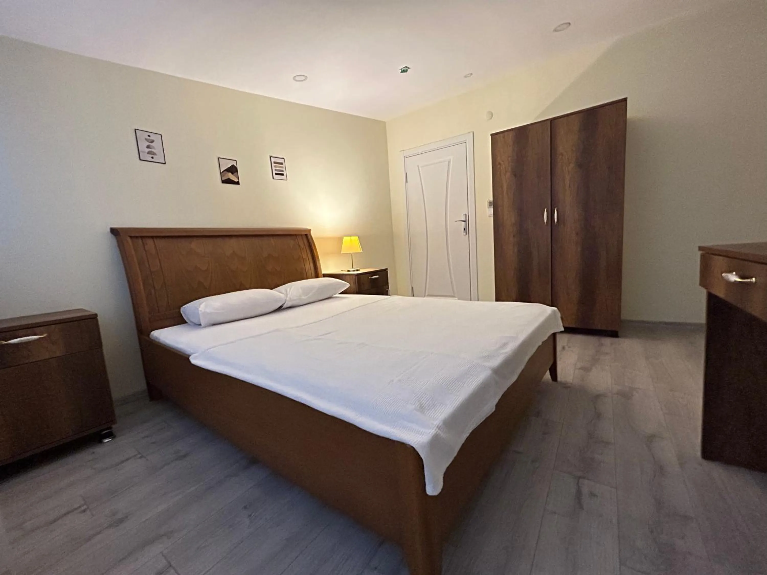 Bed in NAVAL HOTEL YALOVA