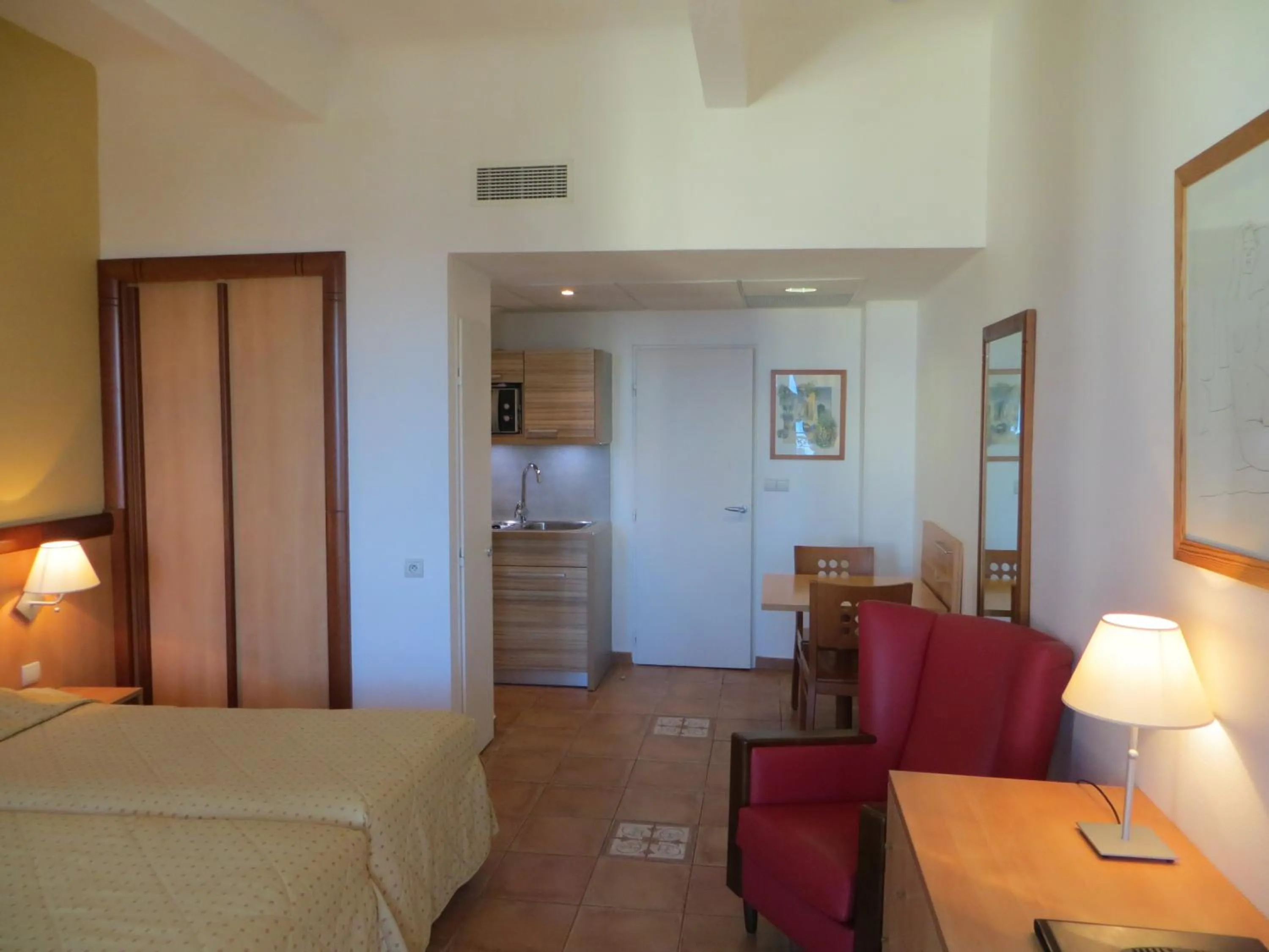 Photo of the whole room, Bed in Residence Vacances Bleues le Mediterranée
