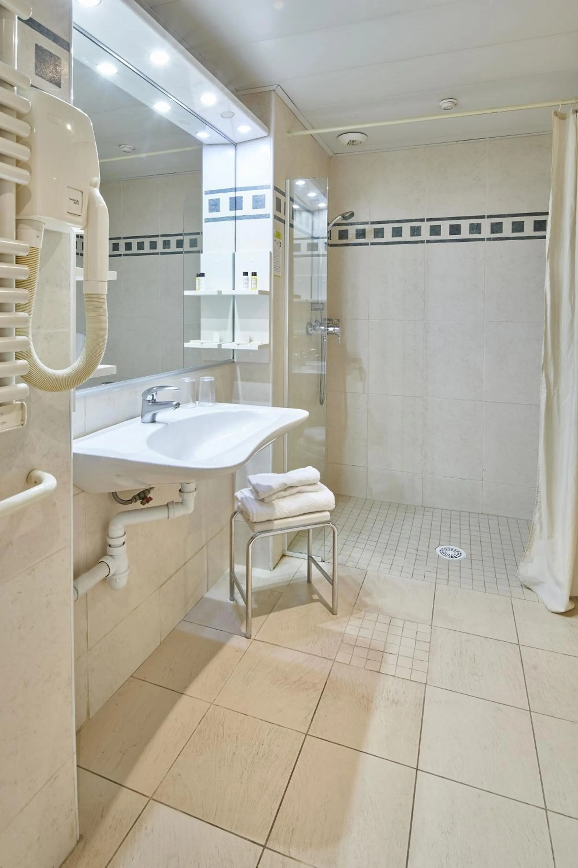 Bathroom in Residence Vacances Bleues le Mediterranée