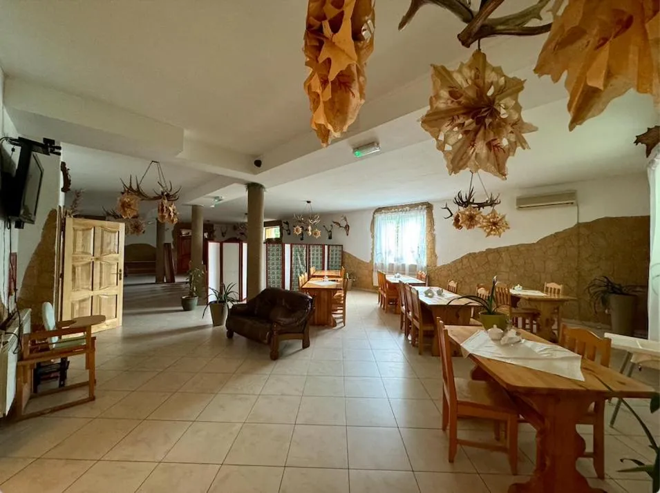 Restaurant/places to eat in Zajazd Gajówka