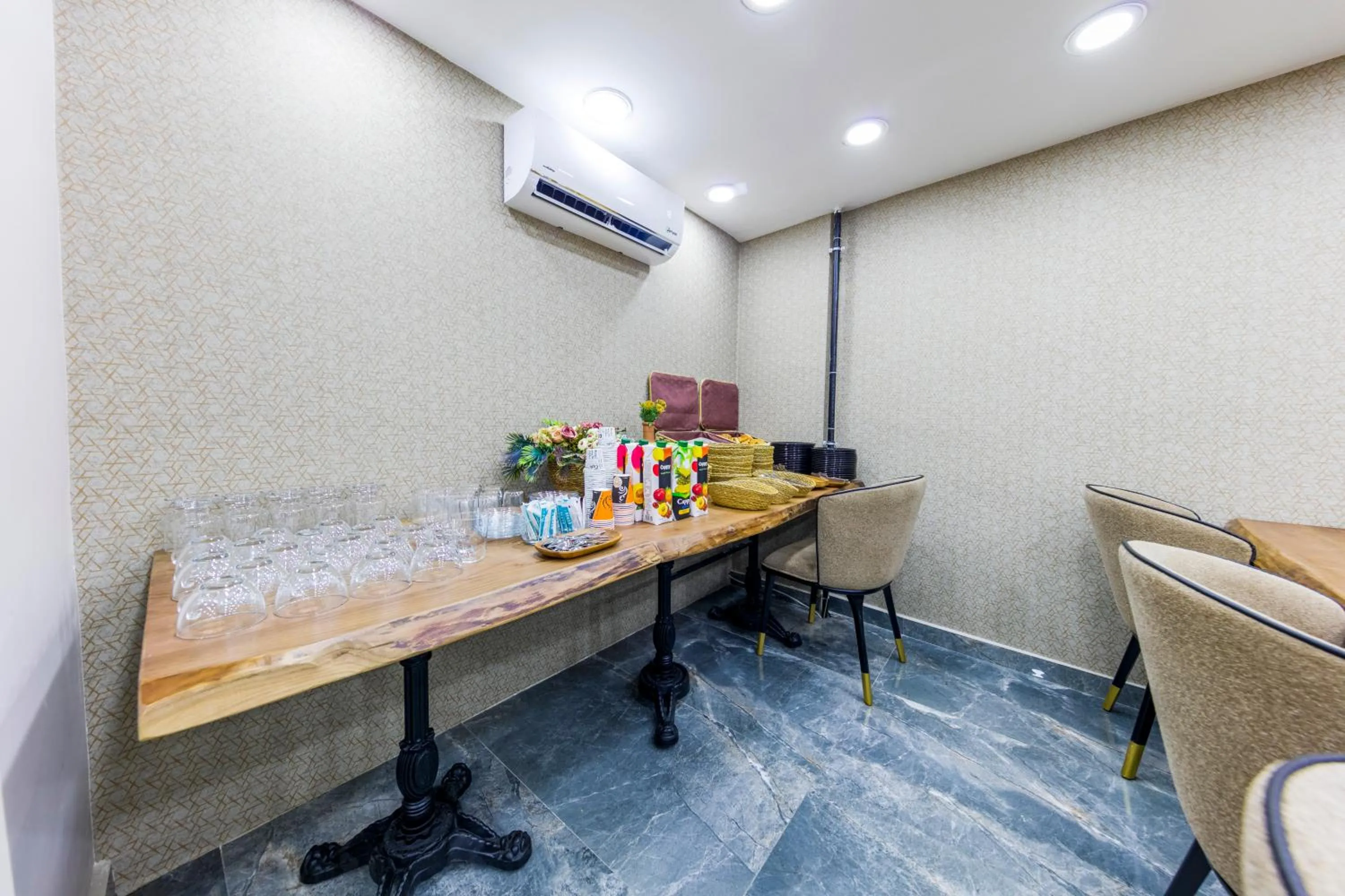 Food and drinks in Grand Gedikpasha Hotel