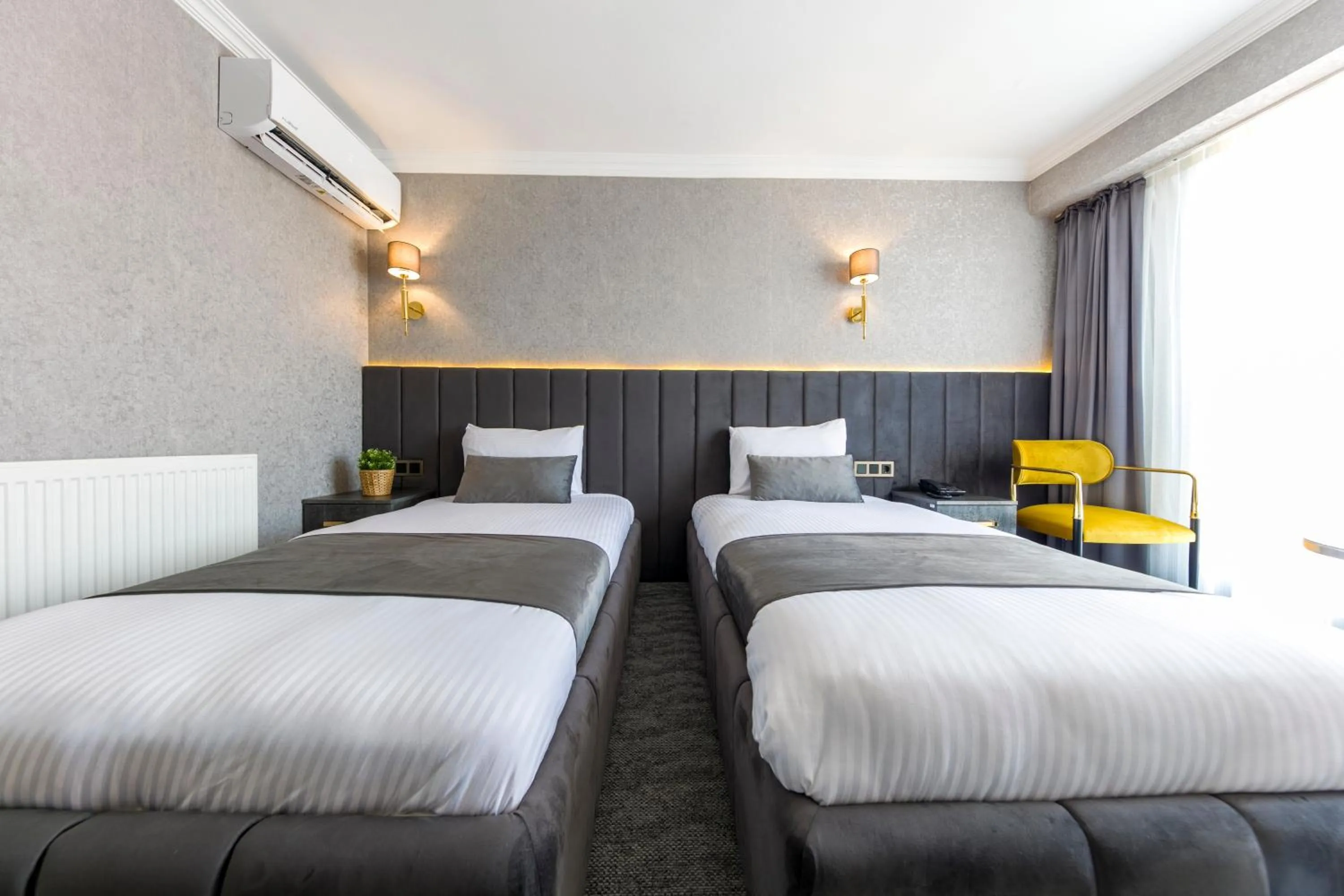 Bed in Grand Gedikpasha Hotel