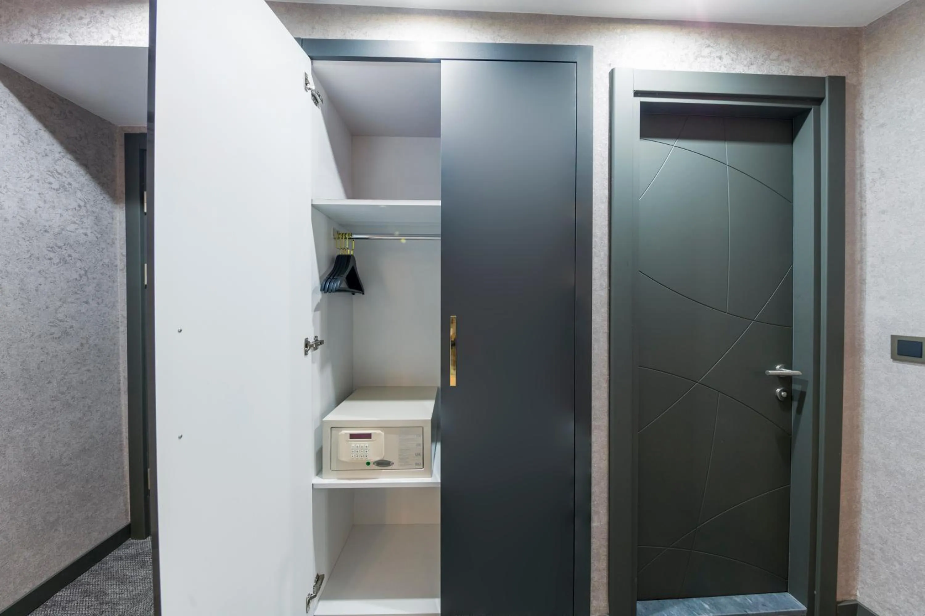 safe in Grand Gedikpasha Hotel