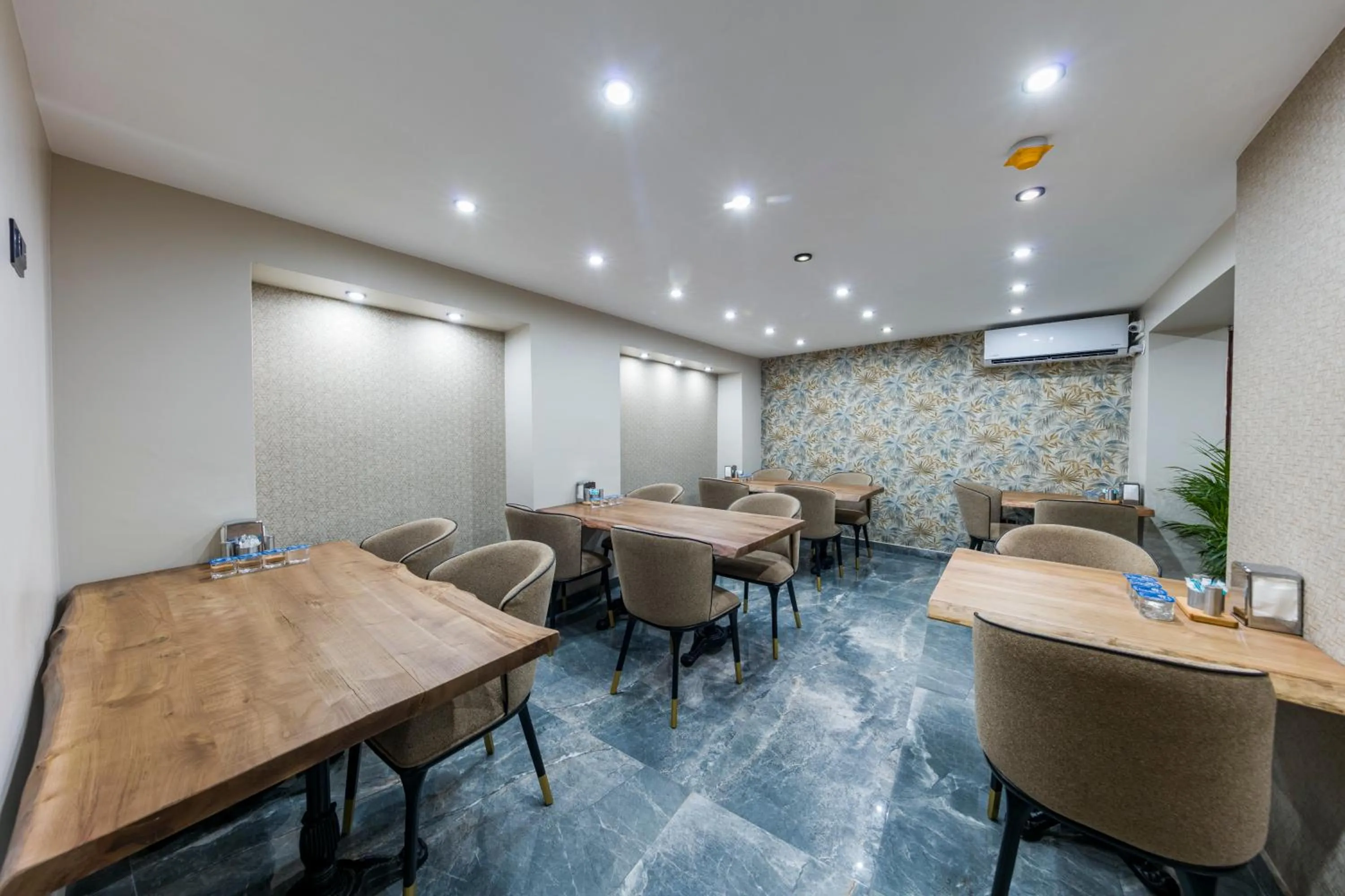 Dining area in Grand Gedikpasha Hotel