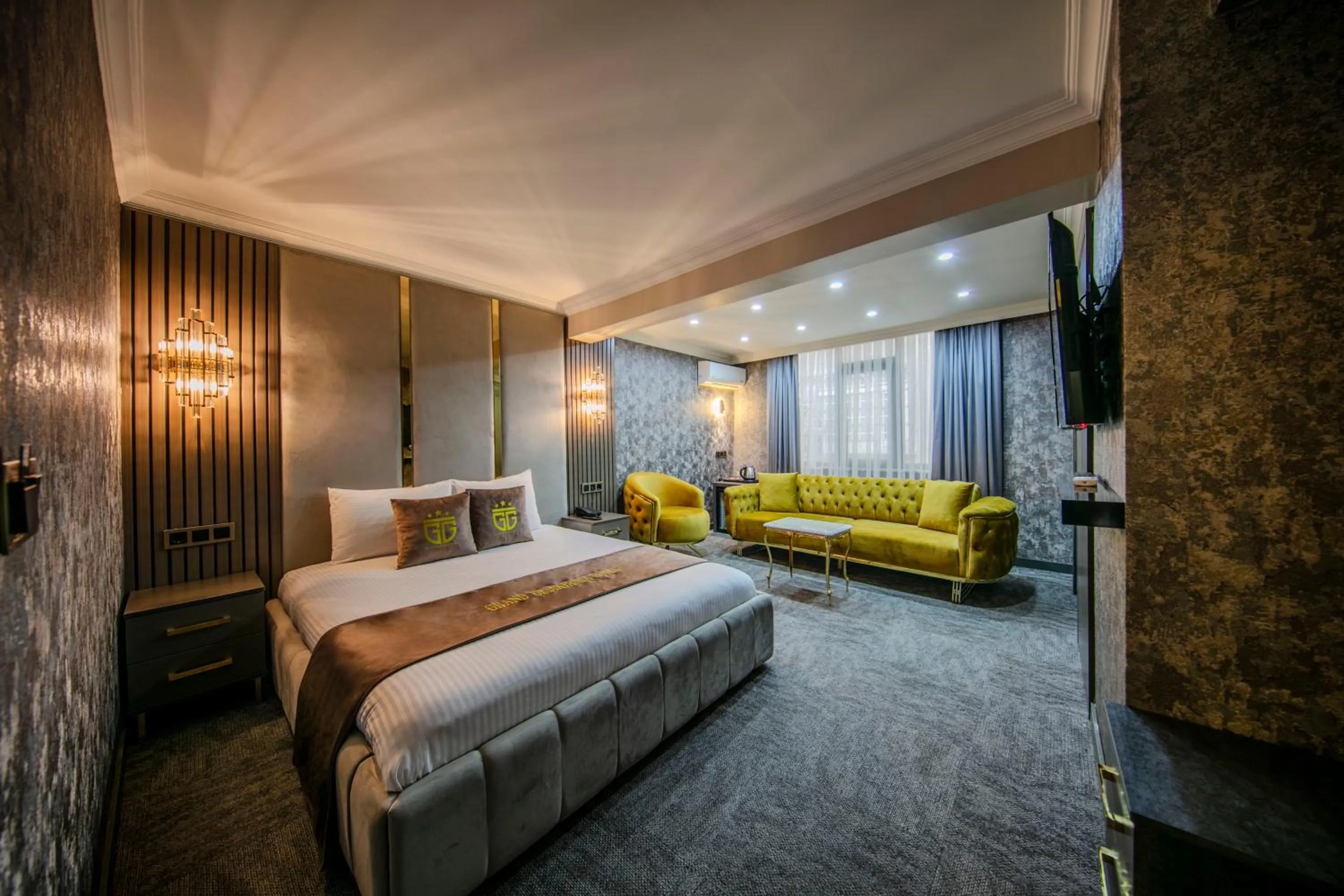 Bed in Grand Gedikpasha Hotel