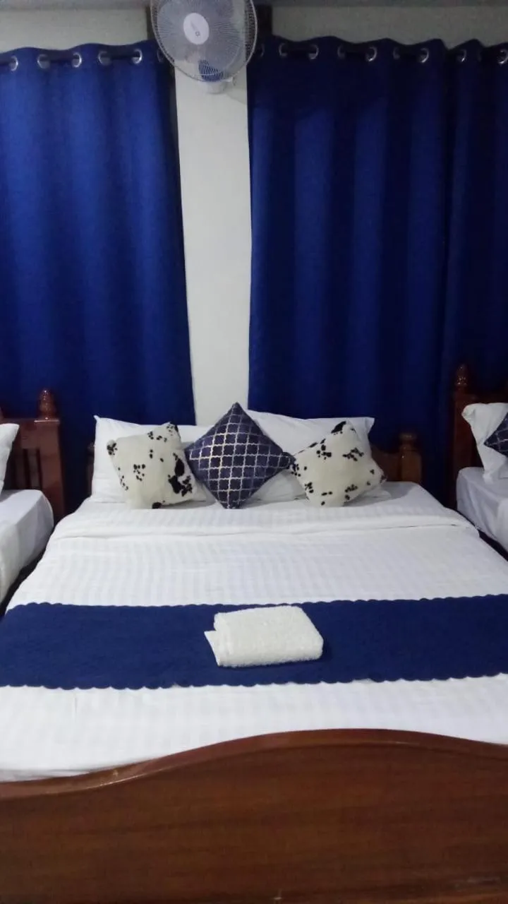 Photo of the whole room, Bed in Chan Beach Resort & Hotel