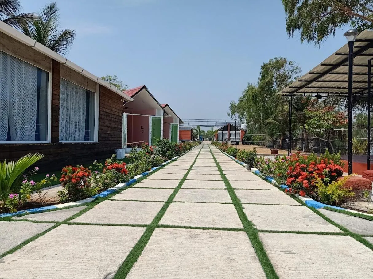 Property building in Chan Beach Resort & Hotel