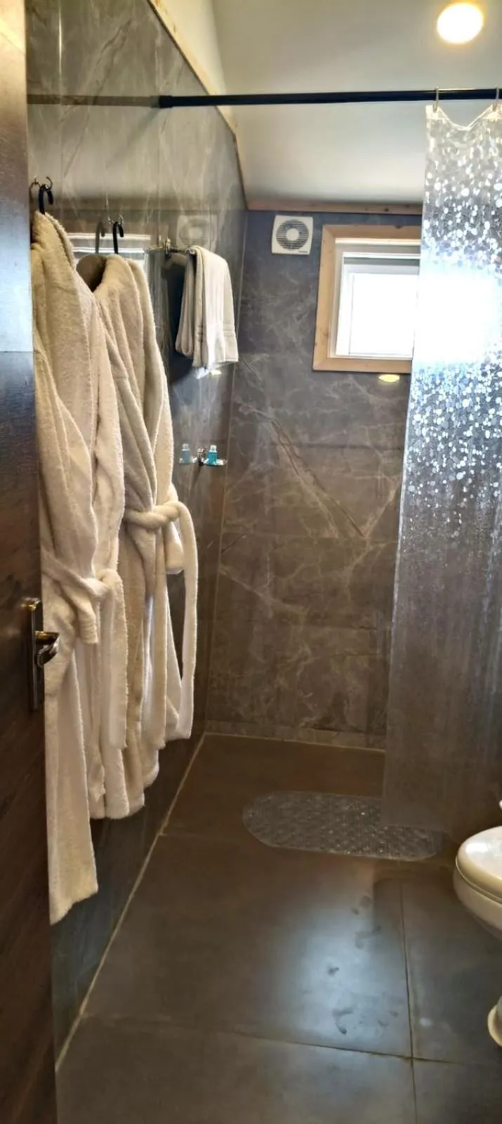 Bathroom in Chan Beach Resort & Hotel