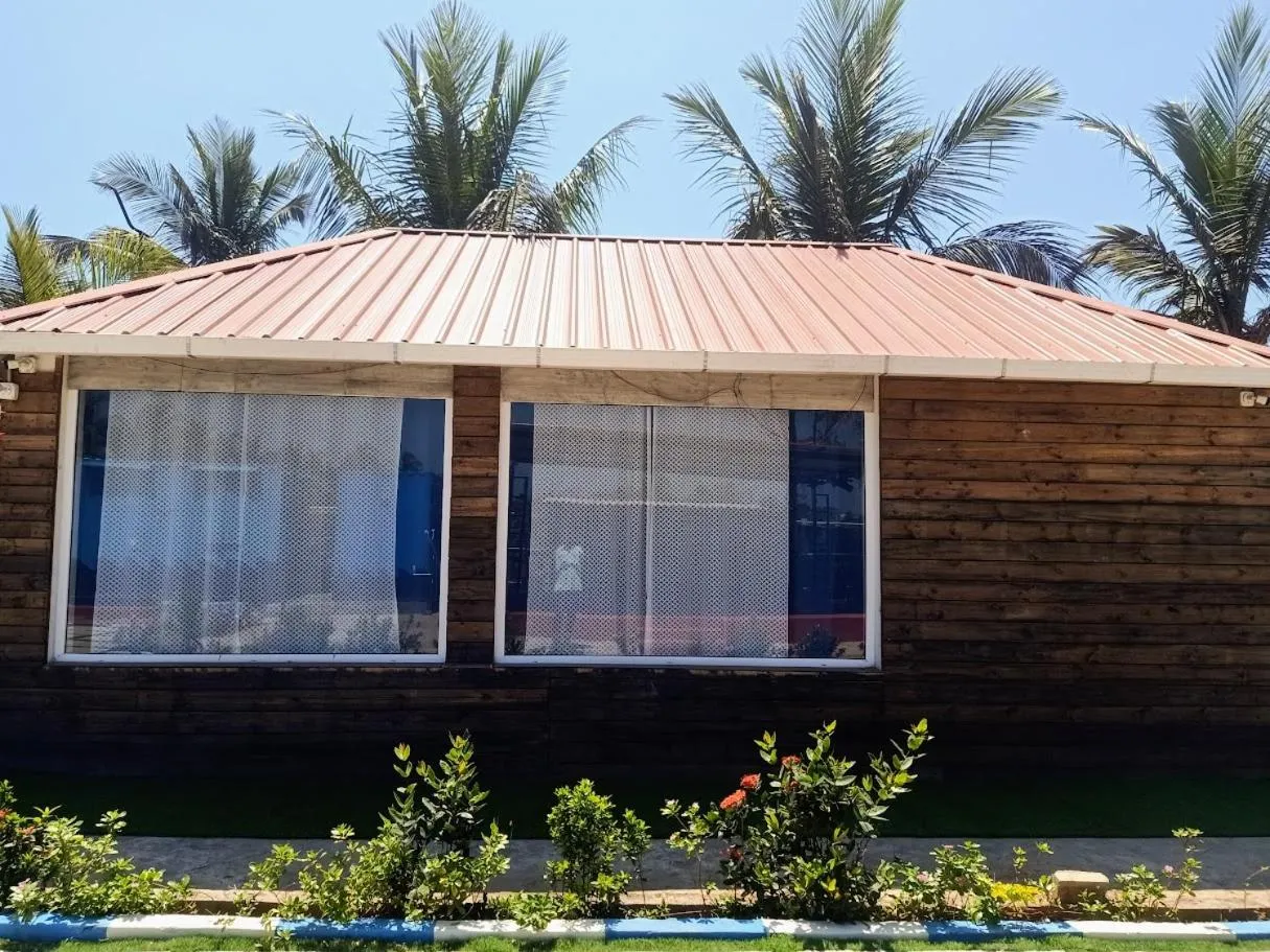 Property building in Chan Beach Resort & Hotel