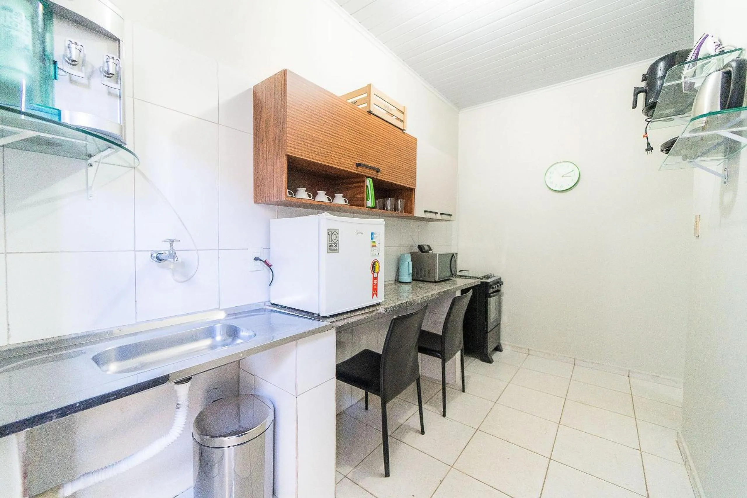 Kitchen or kitchenette in Apartamentos 1Qto, Cozinha Completa, até 4 hospedes Jr Catito