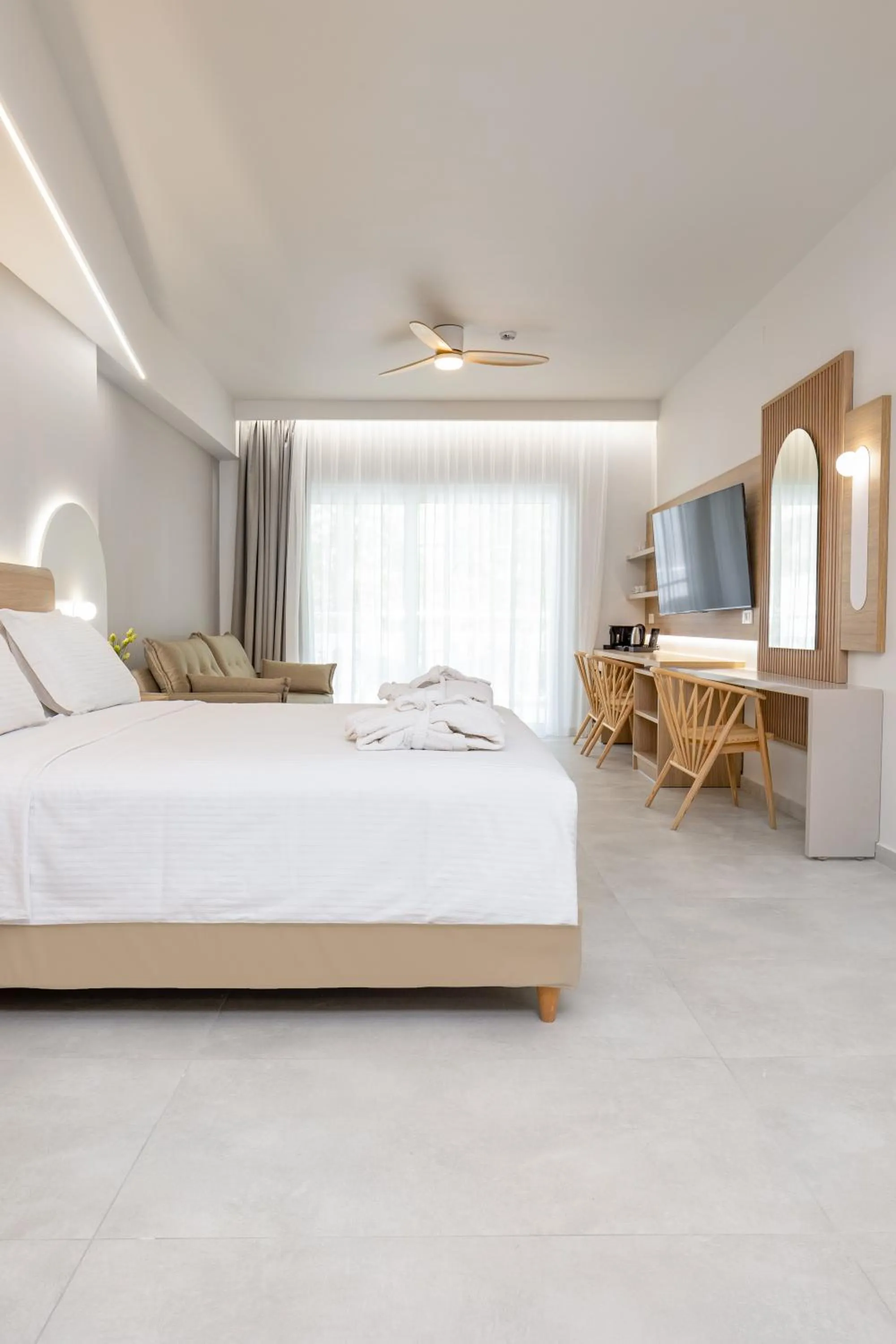 Bed in Epavli Grace Hotel