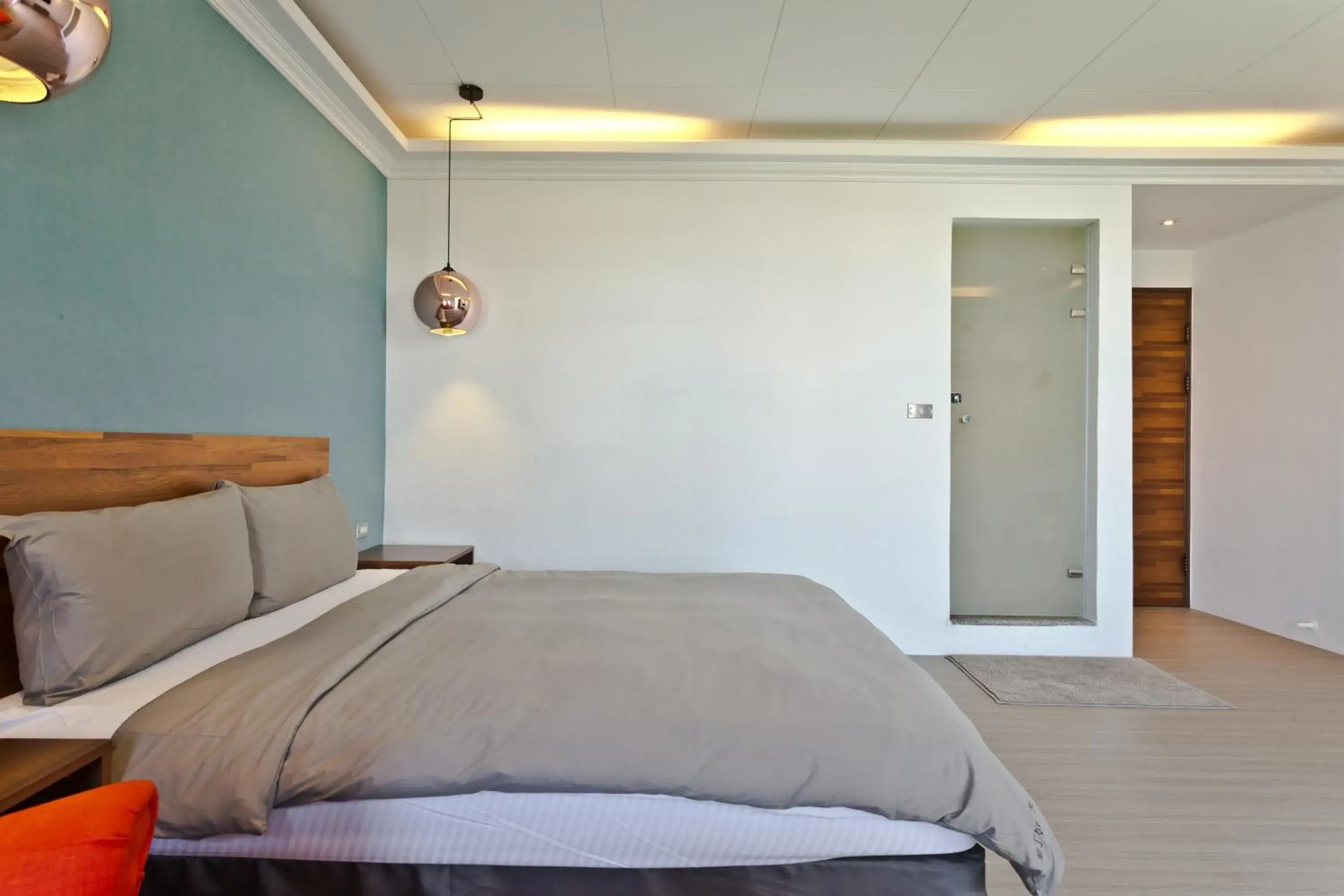 Shower, Bed in Kenting Cozy B&B Shower, Bed in Kenting Cozy B&B