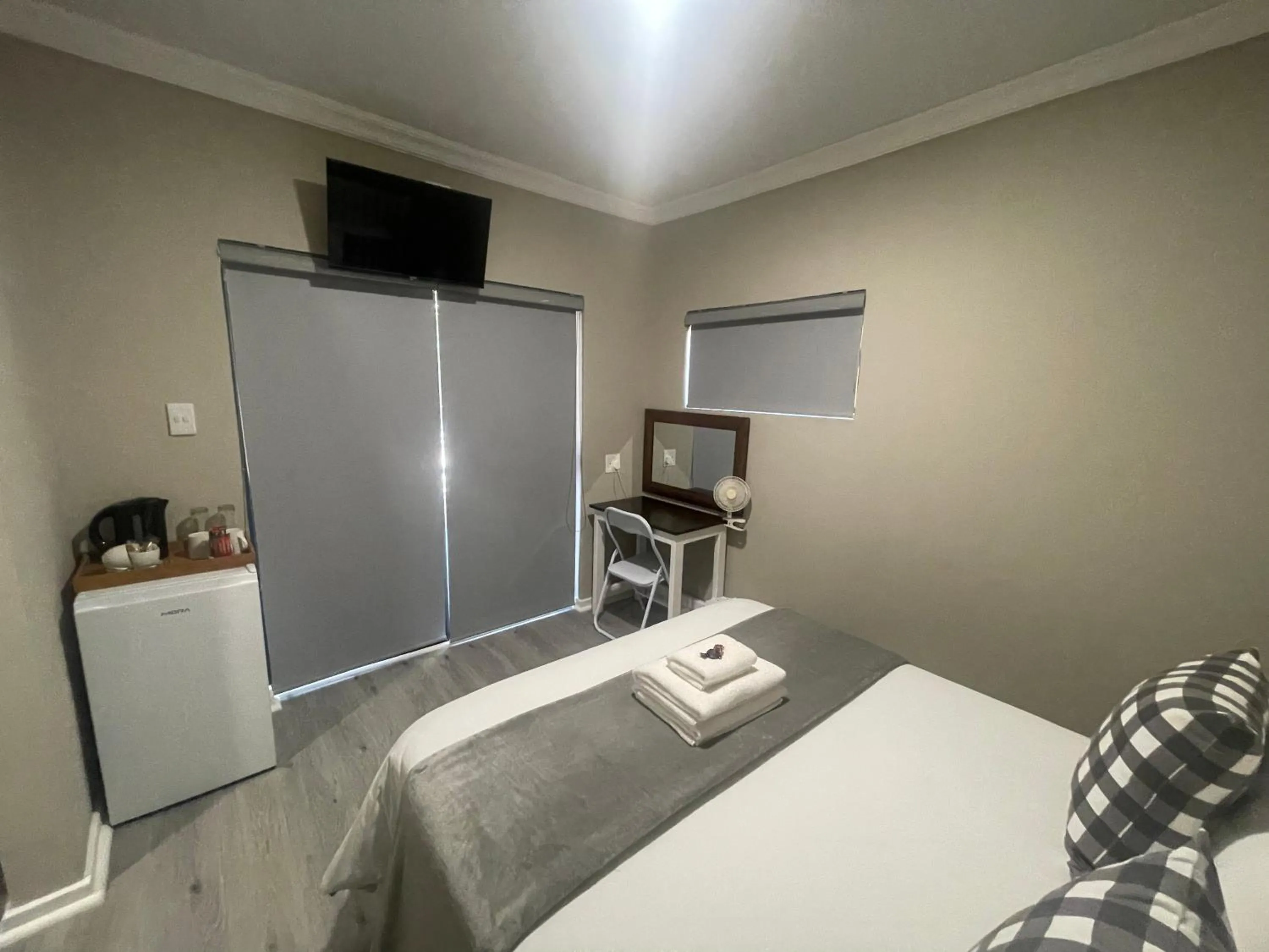 Bedroom, Bed in Grants Hill Inn