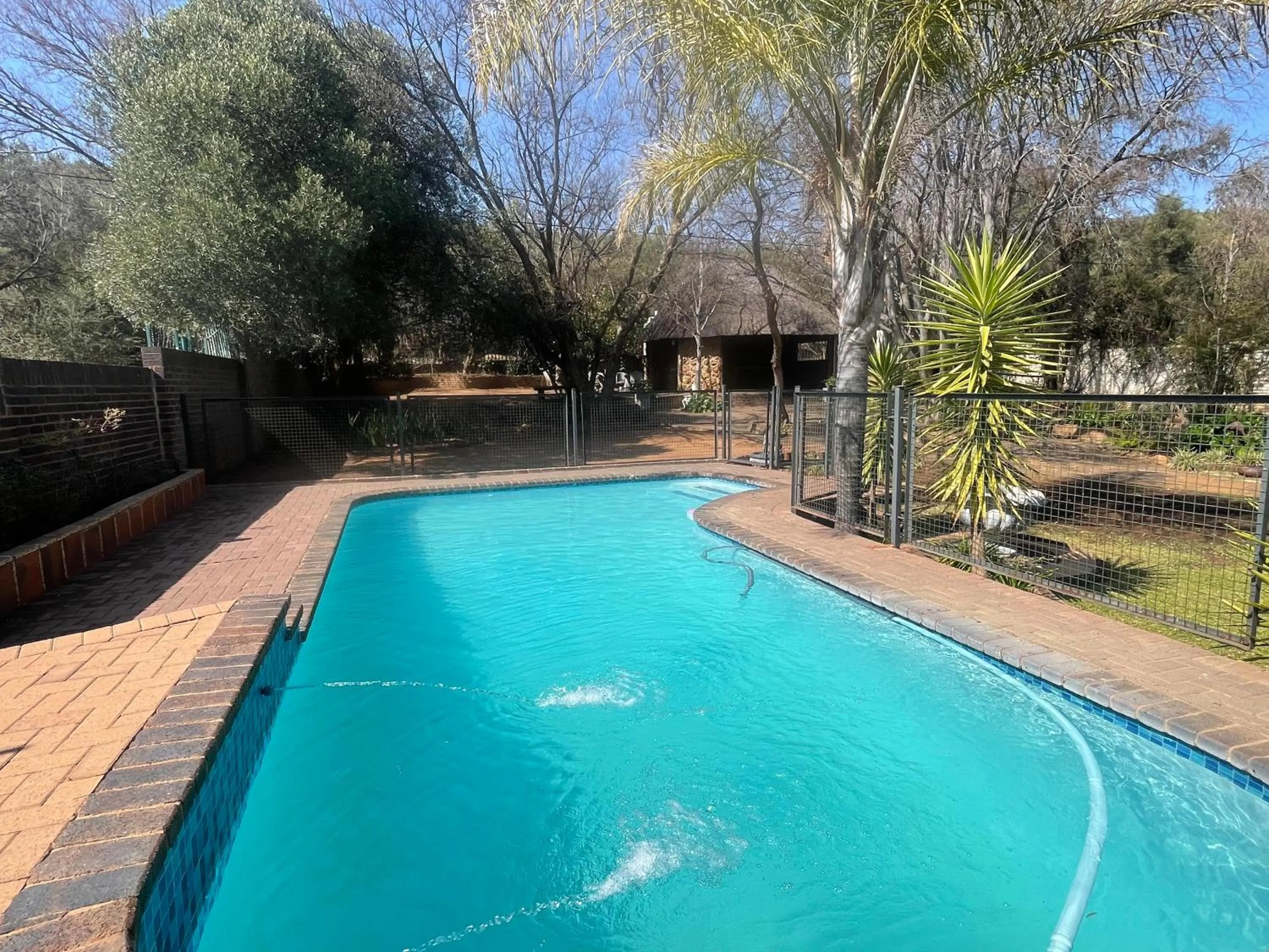 Pool view in Grants Hill Inn
