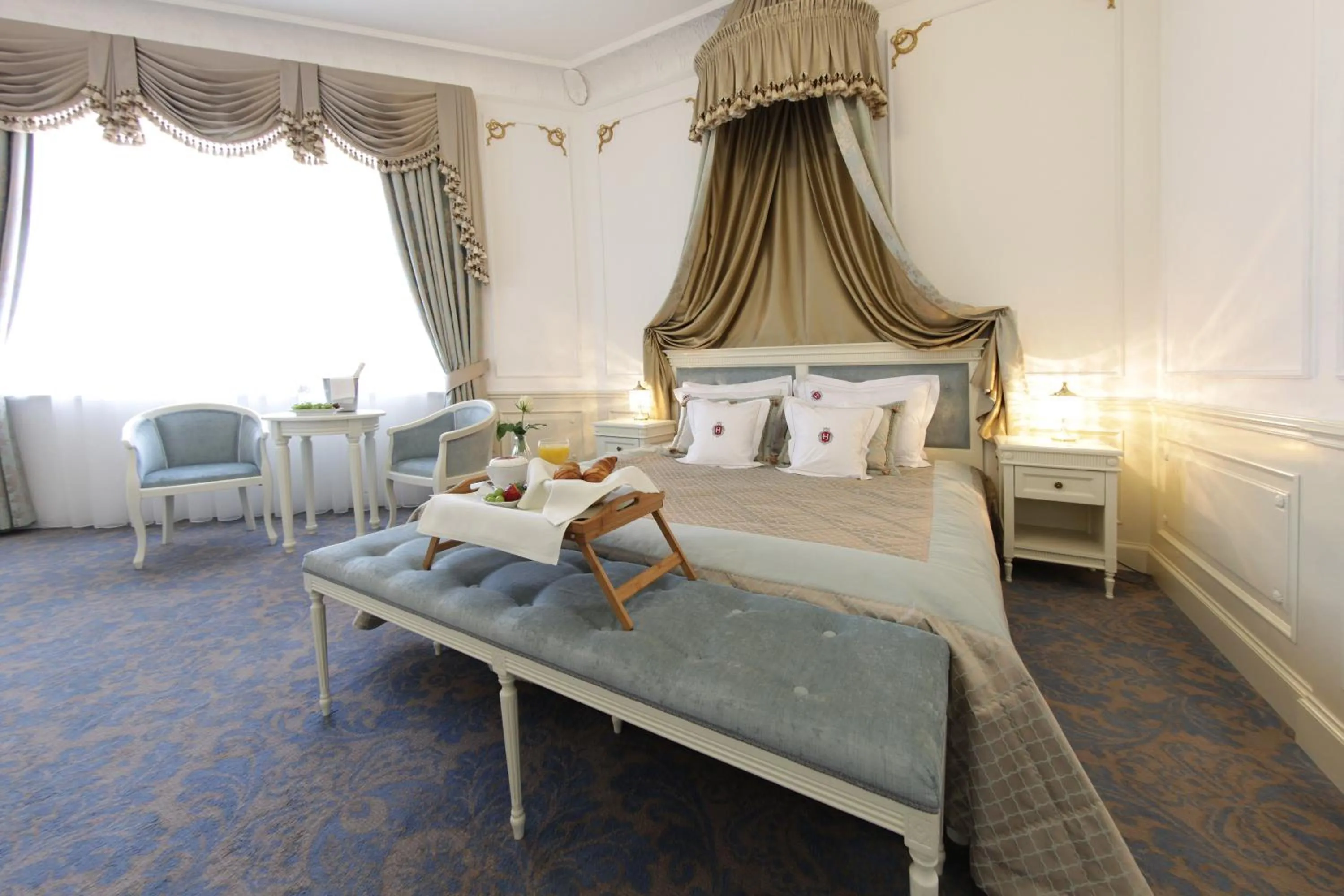 Day, Bed in Hotel Jarosław