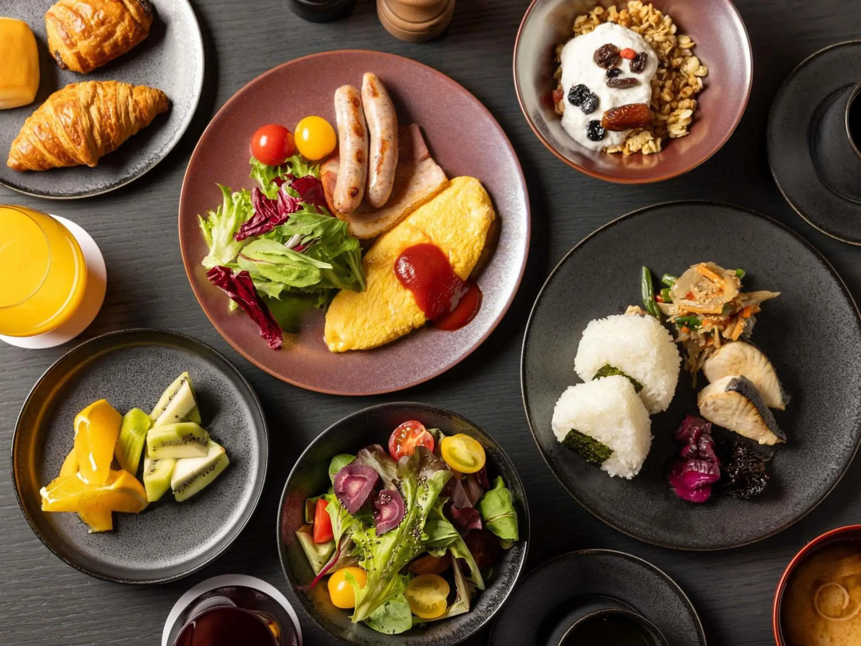 Restaurant/places to eat in Mercure Tokyo Haneda Airport Restaurant/places to eat in Mercure Tokyo Haneda Airport