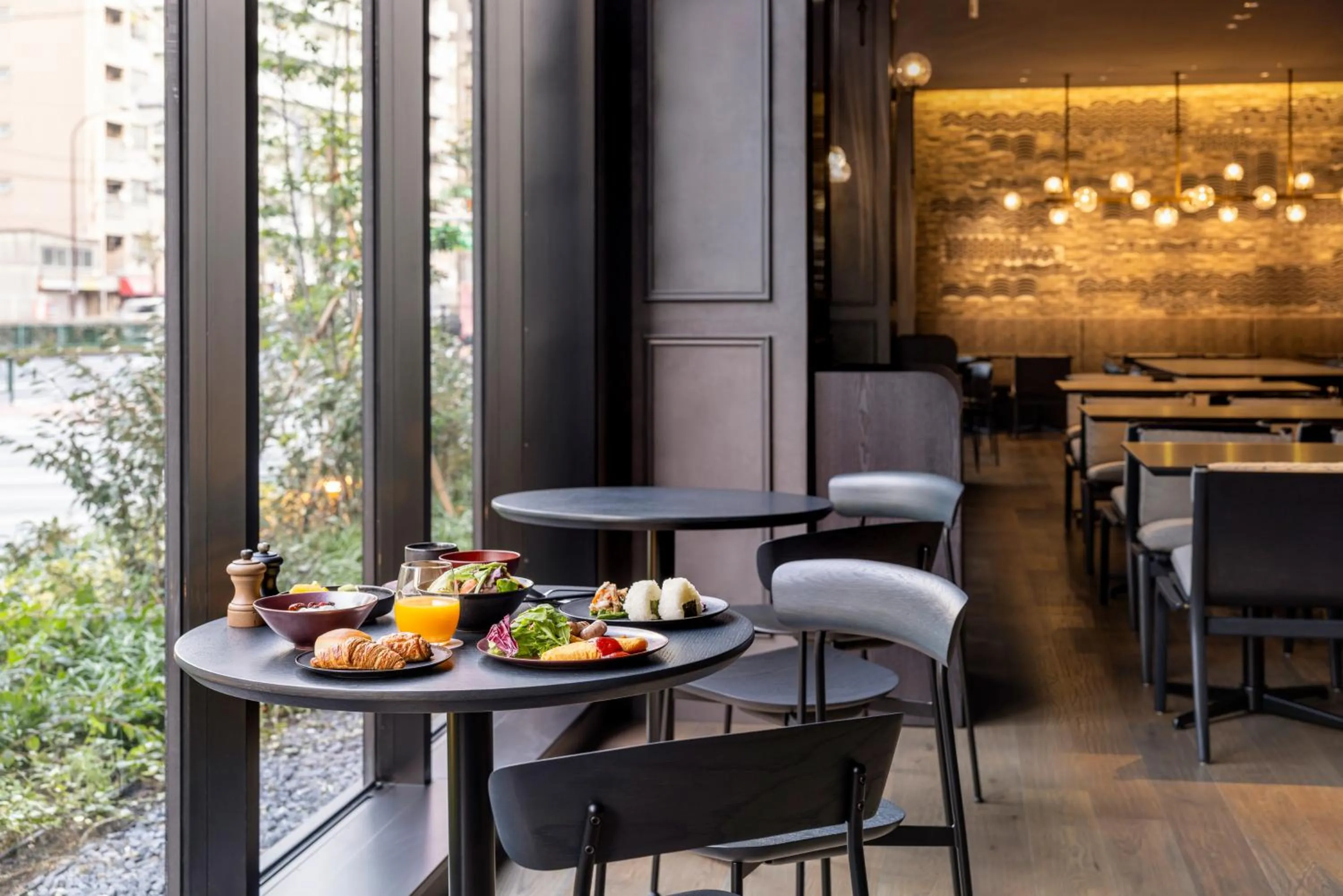 Restaurant/places to eat in Mercure Tokyo Haneda Airport