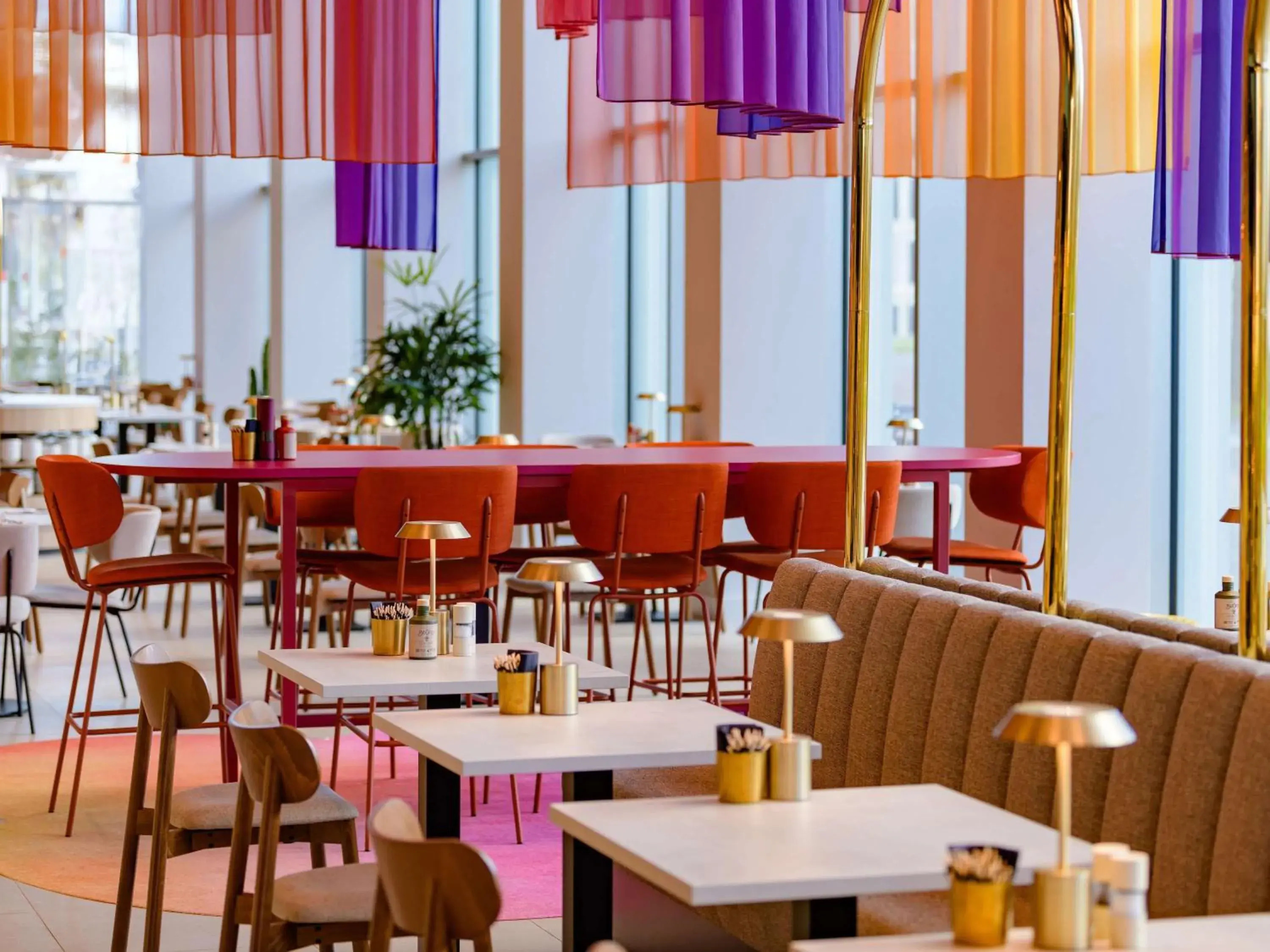 Lounge or bar in ibis Styles Rotterdam Ahoy Lounge or bar in ibis Styles Rotterdam Ahoy