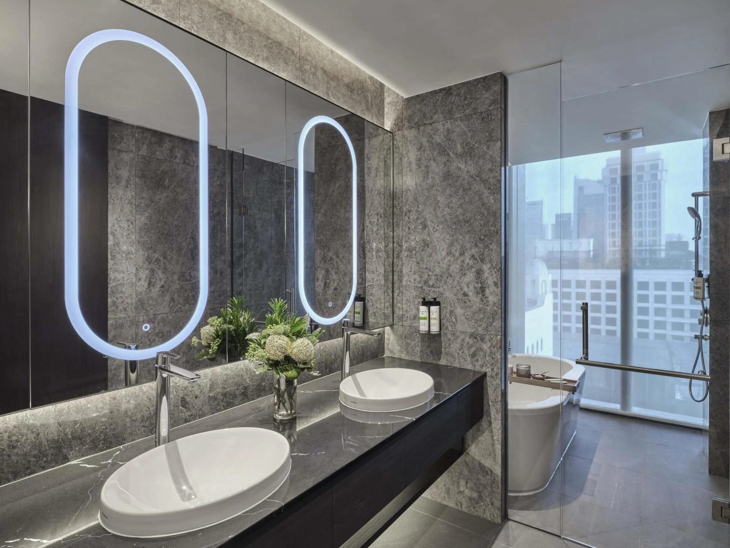 Bedroom in Pullman Singapore Hill Street