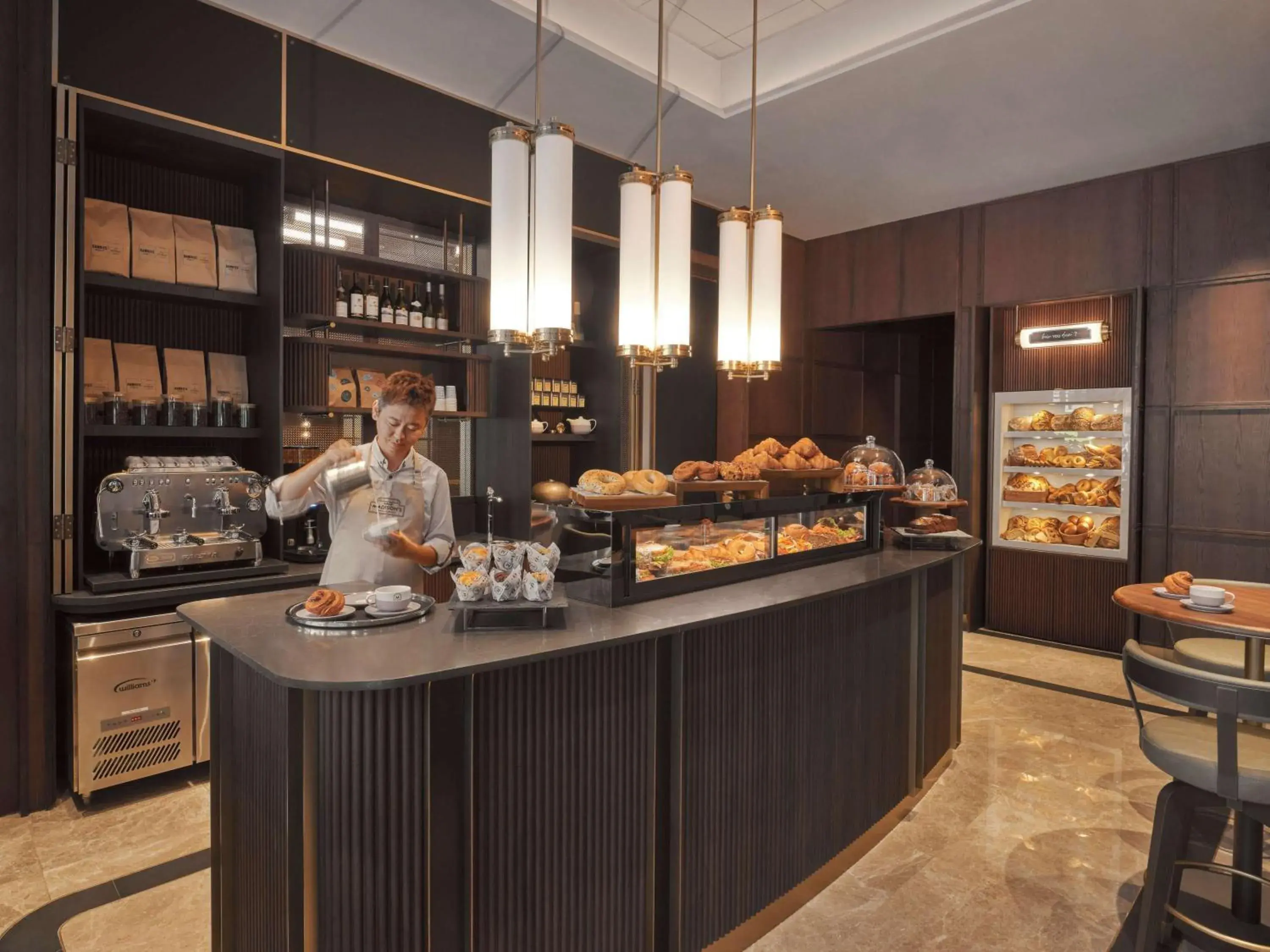 Restaurant/places to eat in Pullman Singapore Hill Street Restaurant/places to eat in Pullman Singapore Hill Street