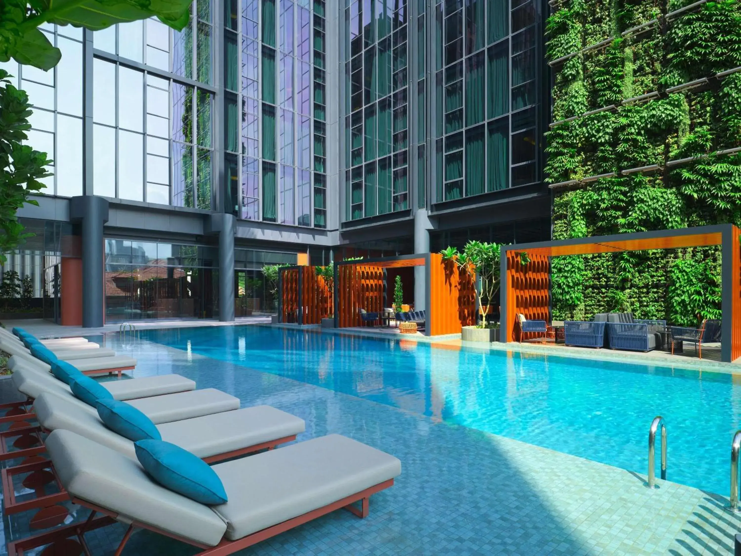 Pool view in Pullman Singapore Hill Street Pool view in Pullman Singapore Hill Street