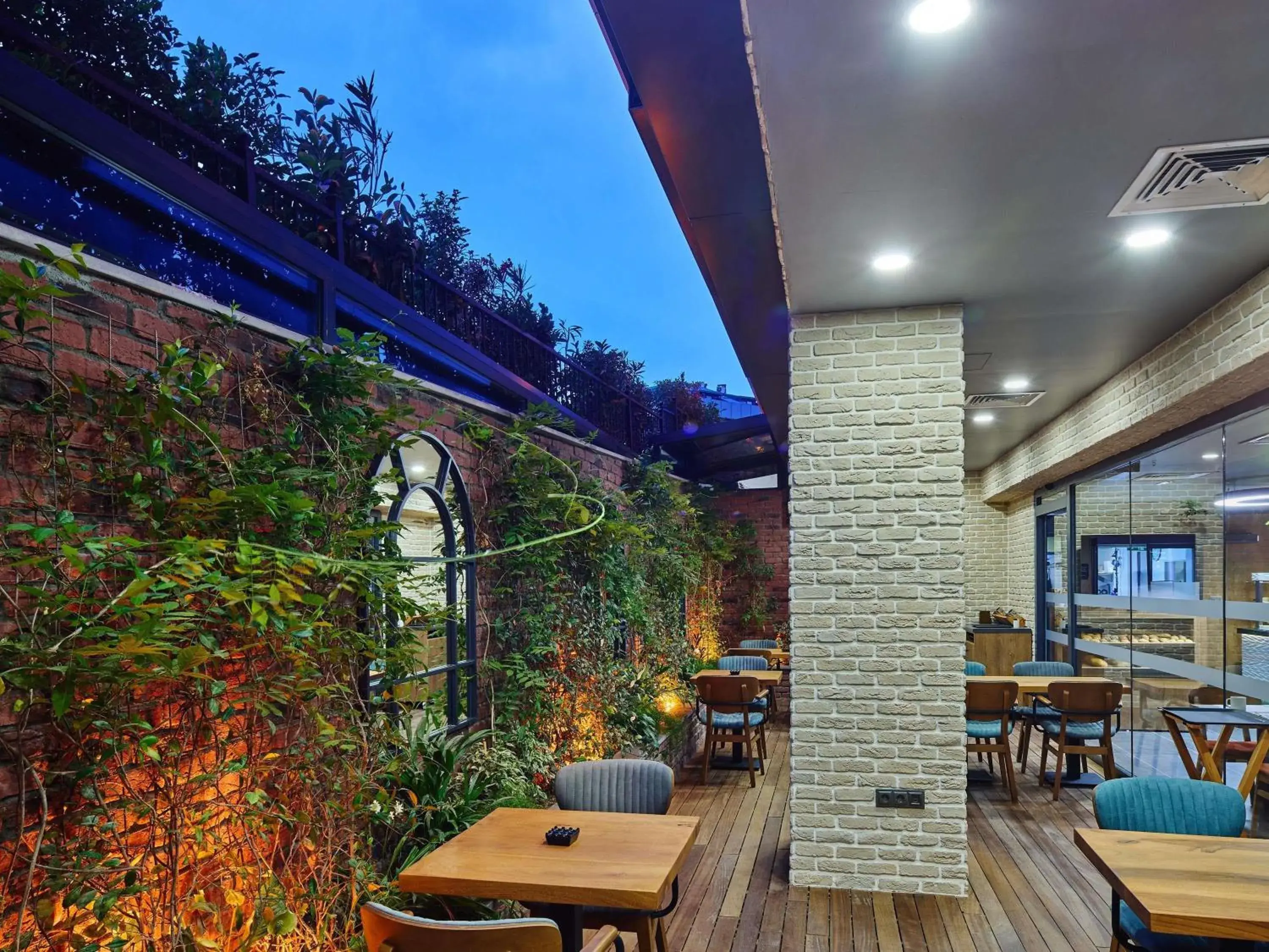 Restaurant/places to eat in Ibis Istanbul Airport Restaurant/places to eat in Ibis Istanbul Airport