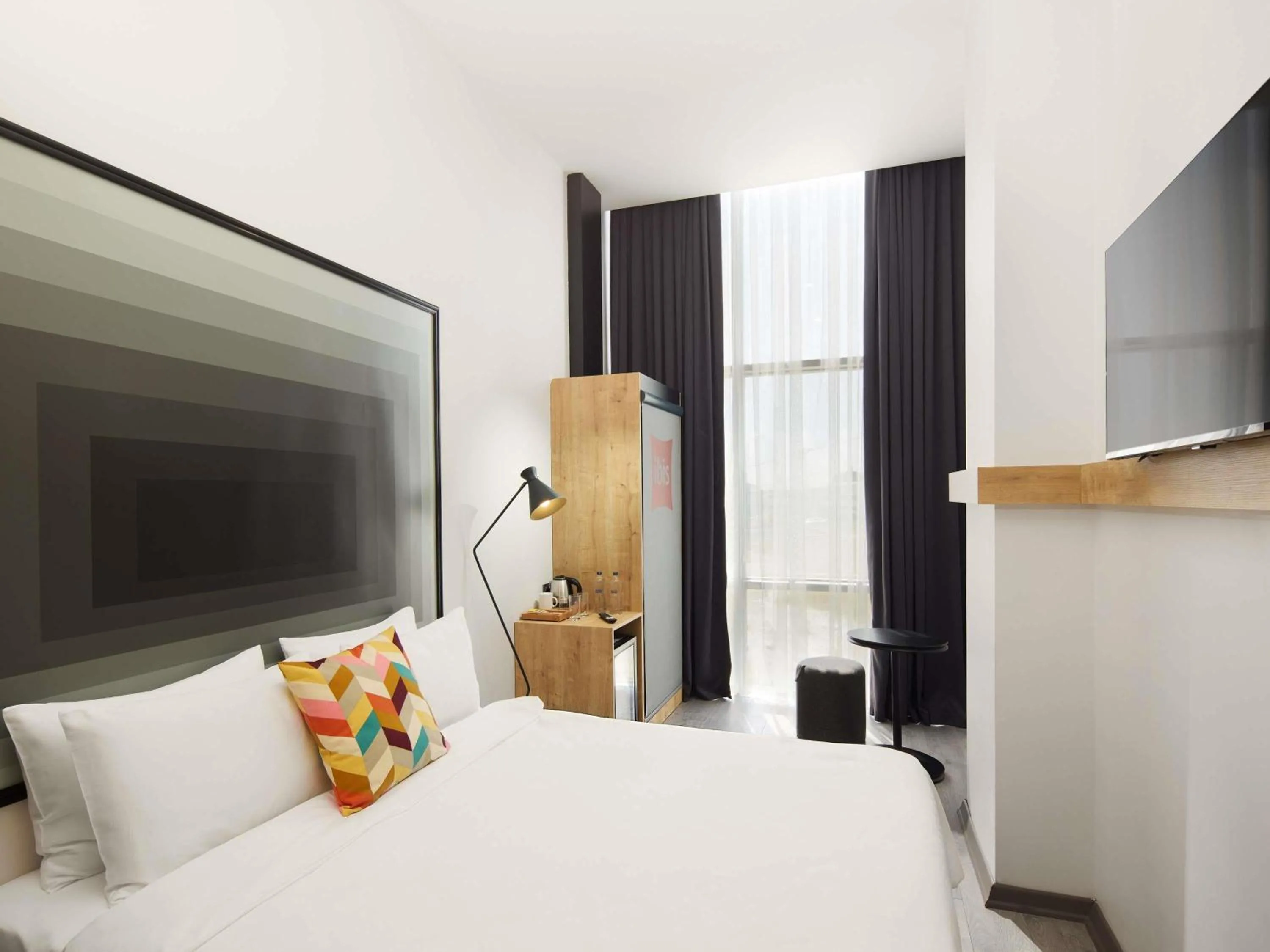 Bedroom, Bed in Ibis Istanbul Airport