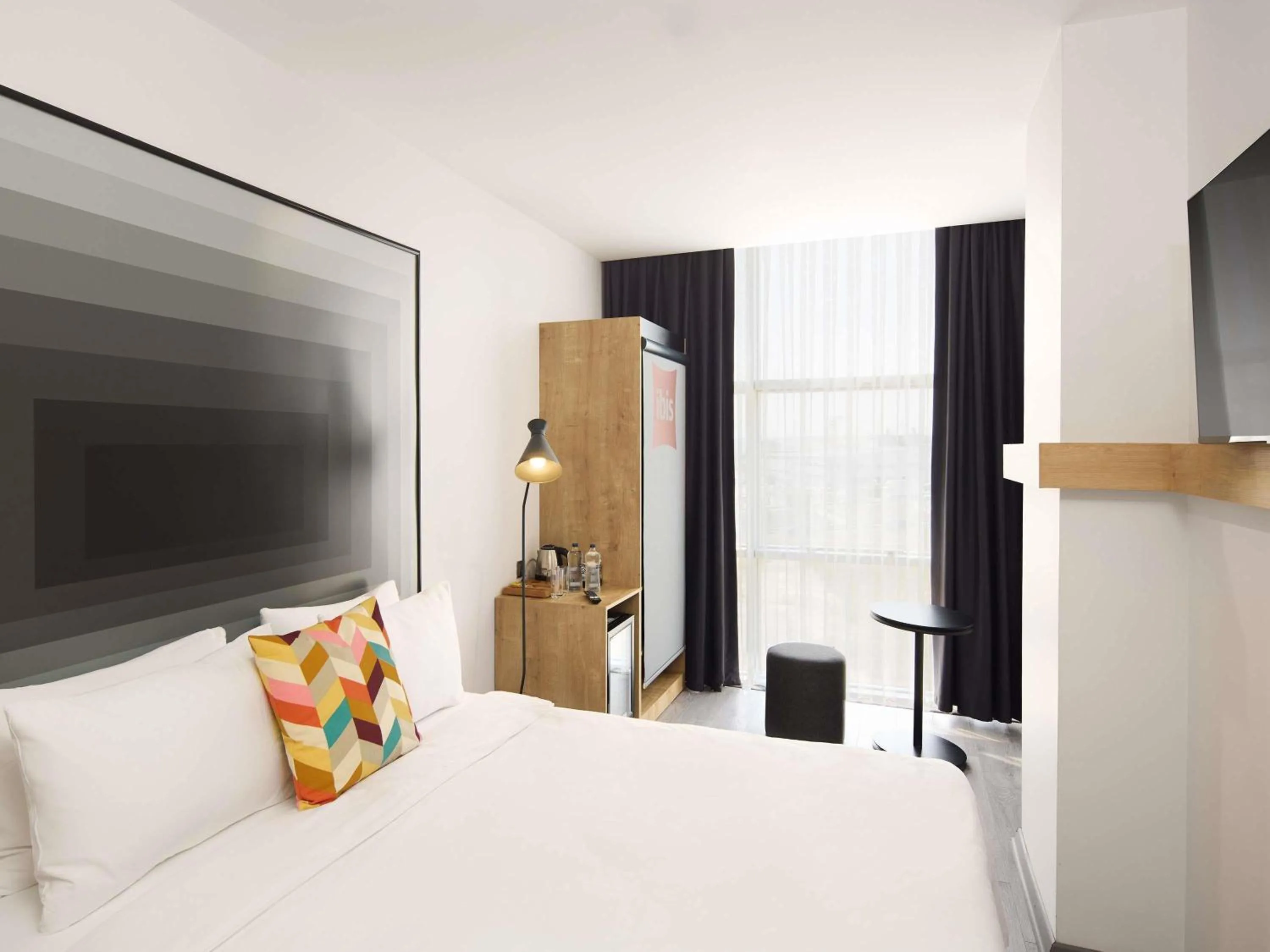 Bedroom, Bed in Ibis Istanbul Airport