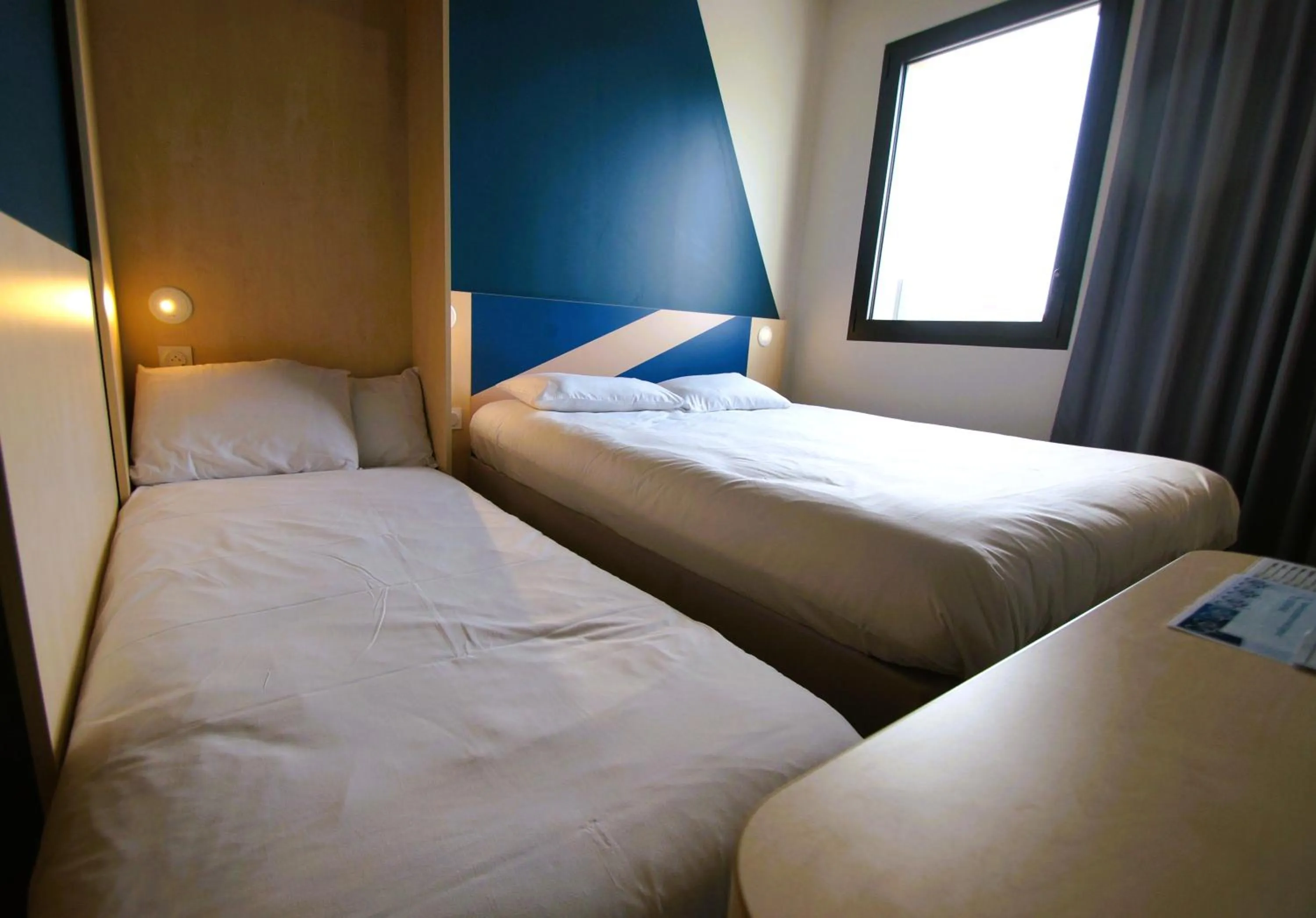 Bed in ibis budget Loudéac Vélodrome