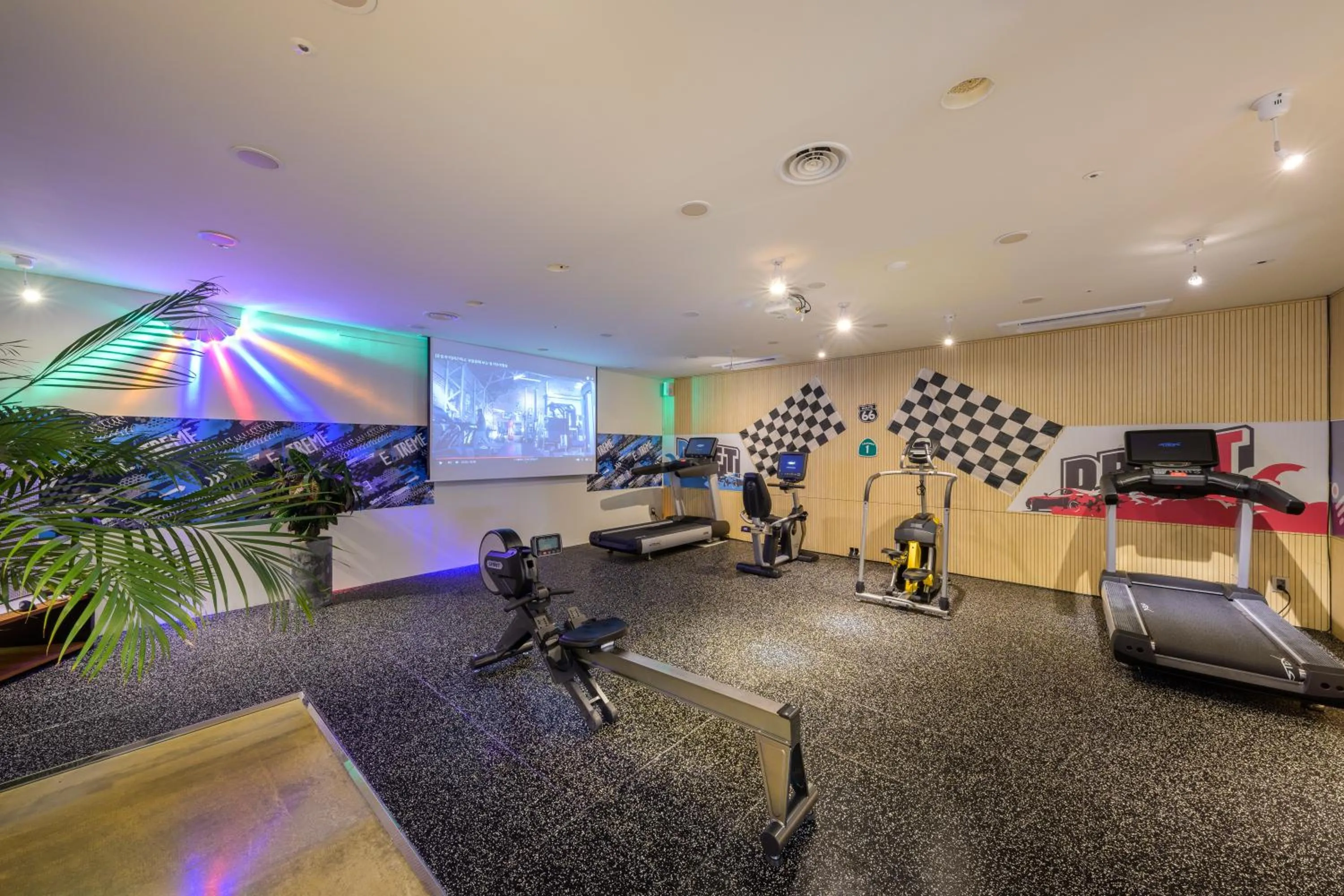 TV and multimedia in Bayhill Pool & Villa