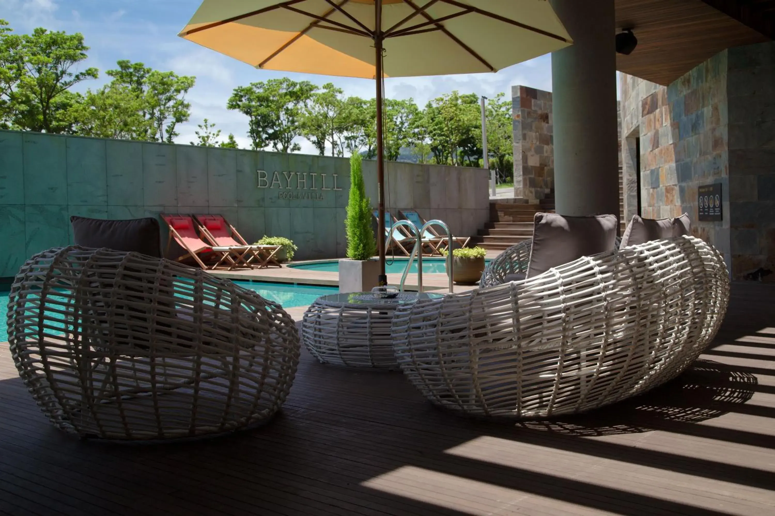 Property building in Bayhill Pool & Villa Property building in Bayhill Pool & Villa