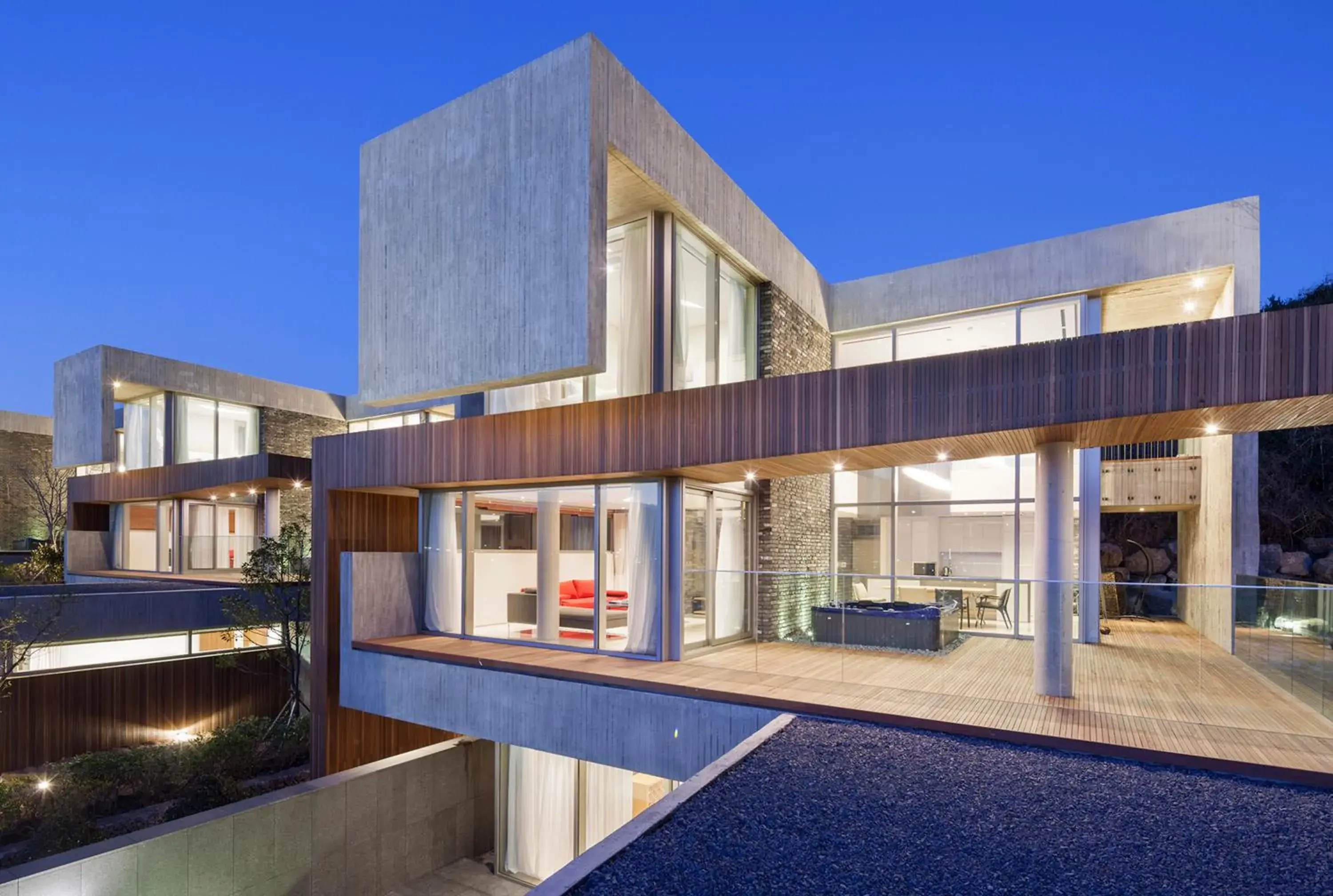 Property building in Bayhill Pool & Villa Property building in Bayhill Pool & Villa